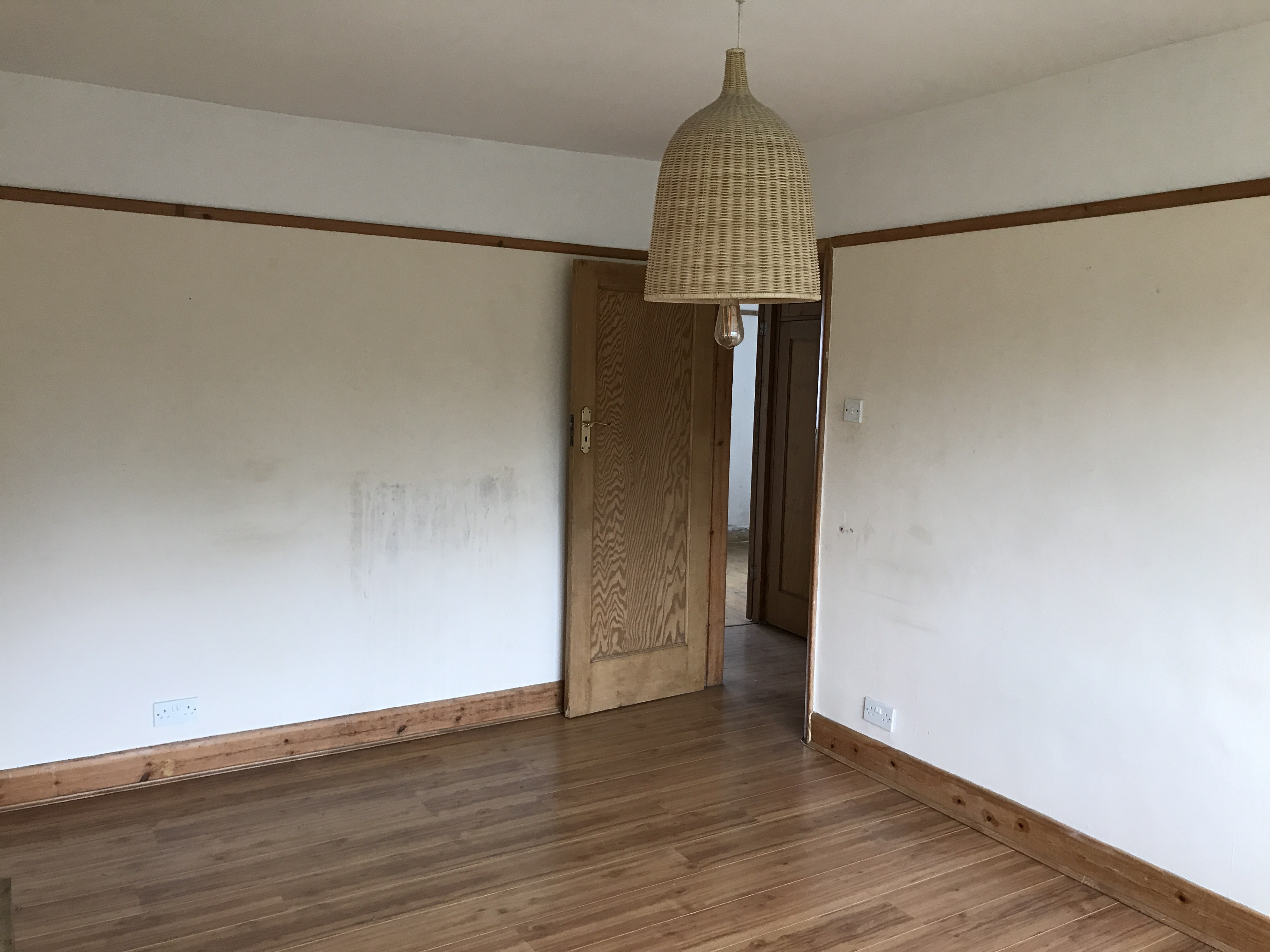 VACANT - Leasehold Self Contained First Floor Maisonette