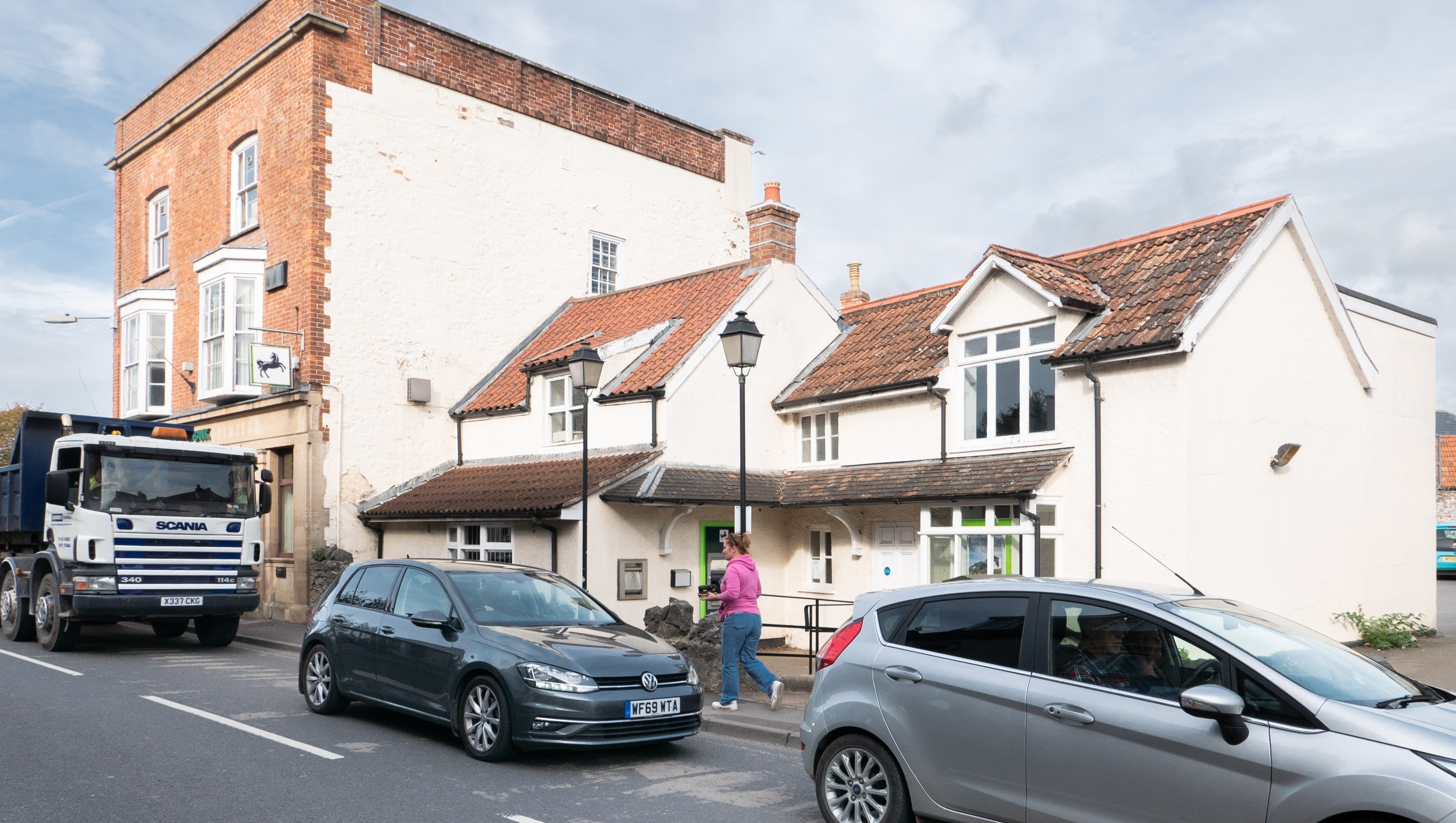 Attractive Freehold Bank Investment with Development Potential