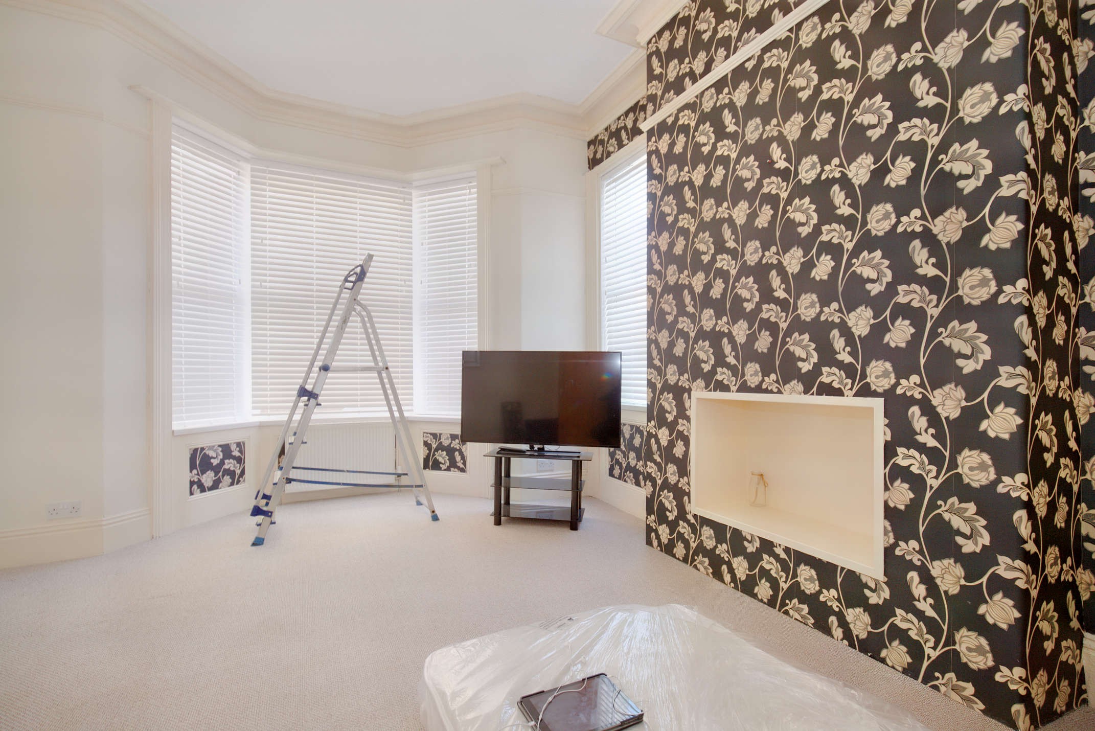 VACANT - Freehold Semi-Detached House