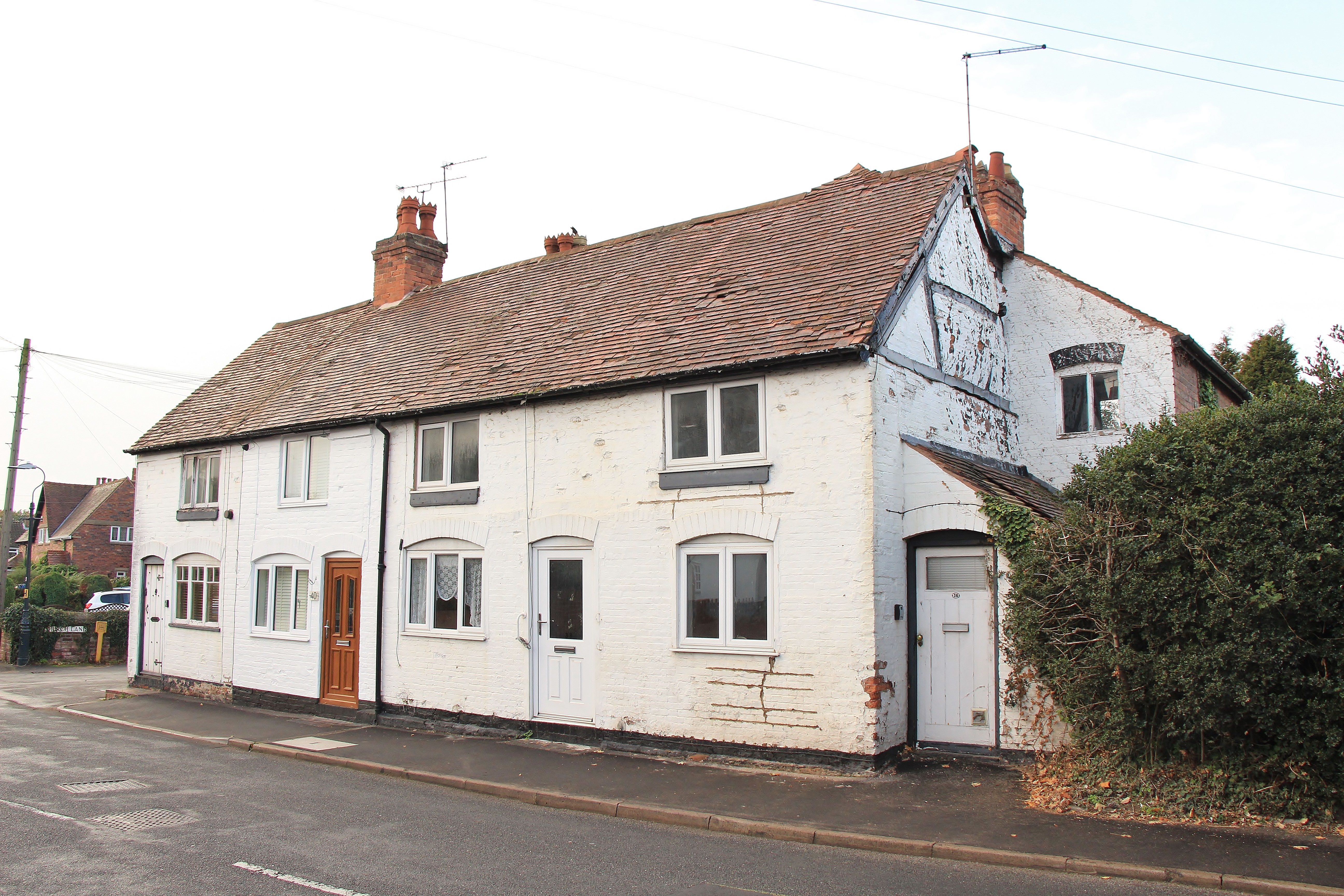 VACANT - Freehold Mid Terrace House