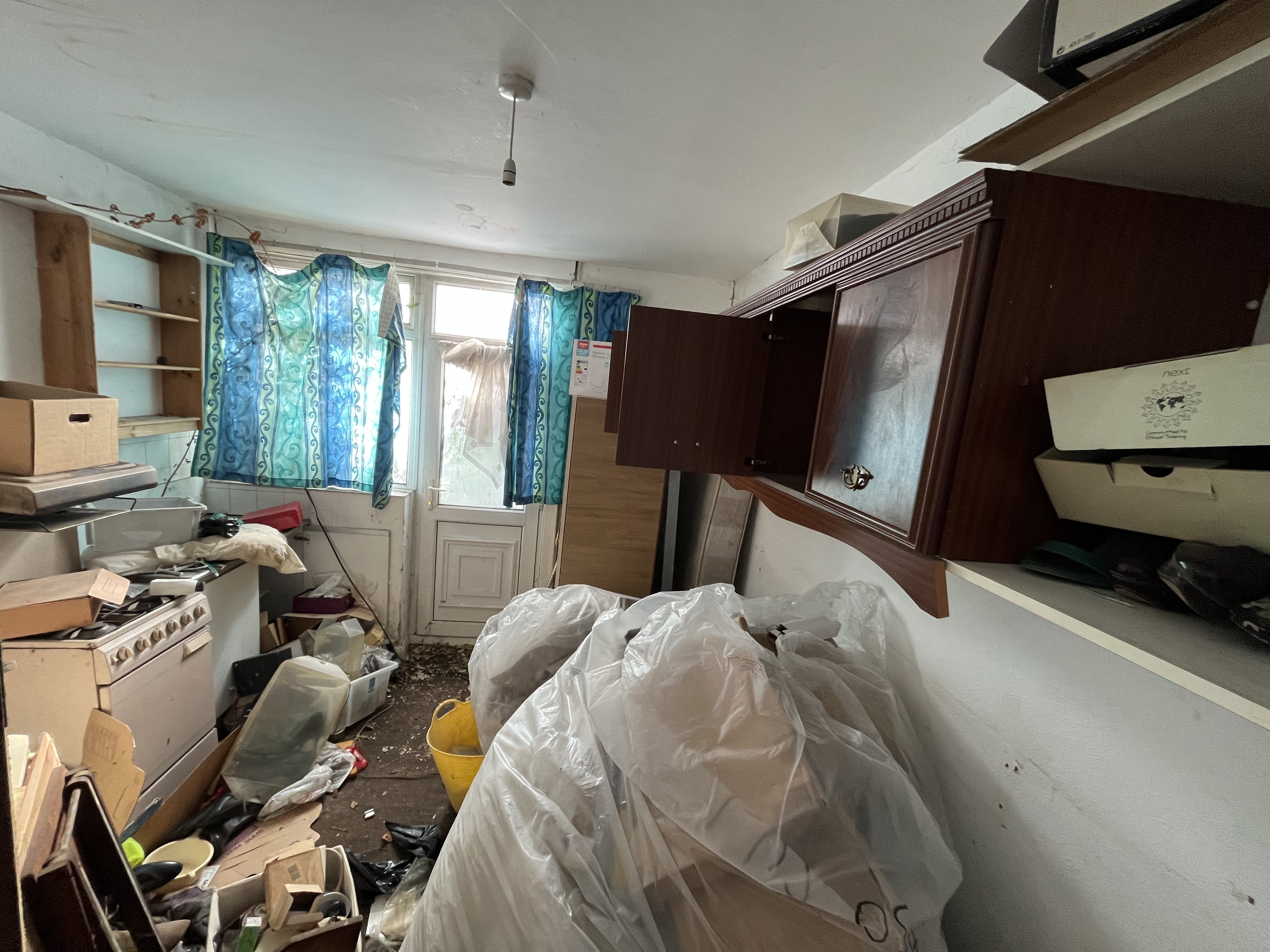 VACANT - Freehold Fire Damaged Mid Terrace House