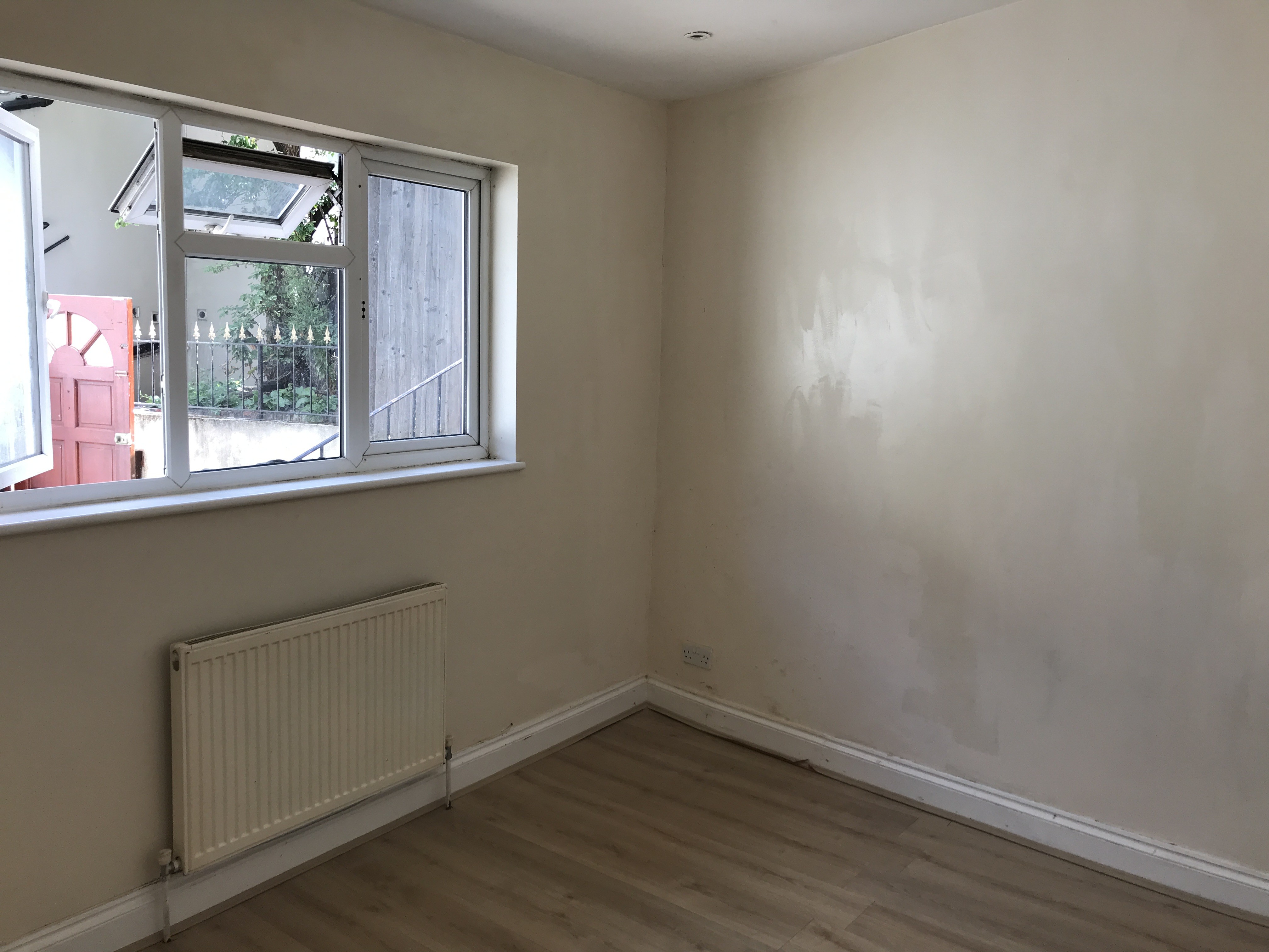 VACANT - Freehold Bungalow