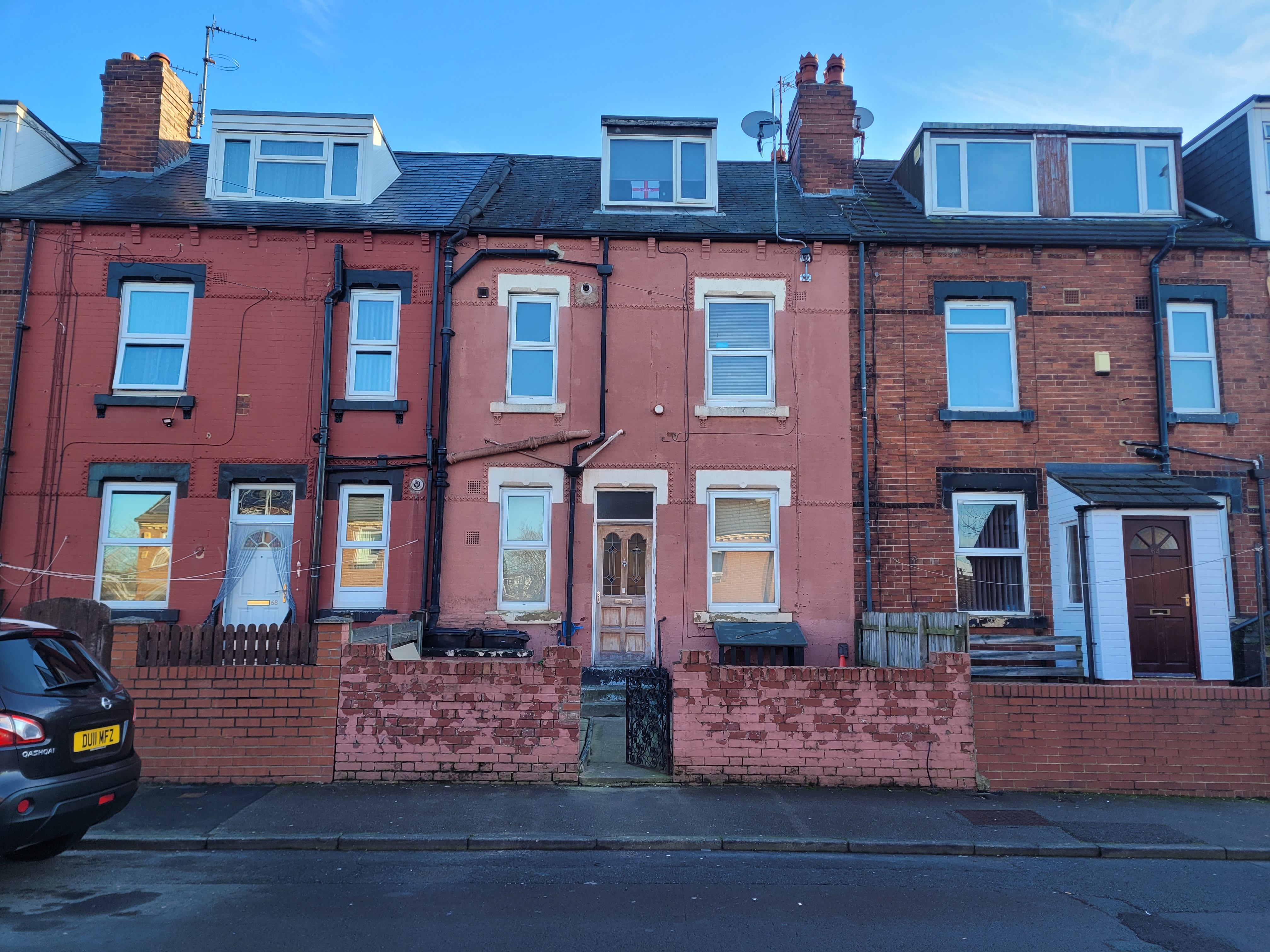INVESTMENT - Freehold Terrace Building 