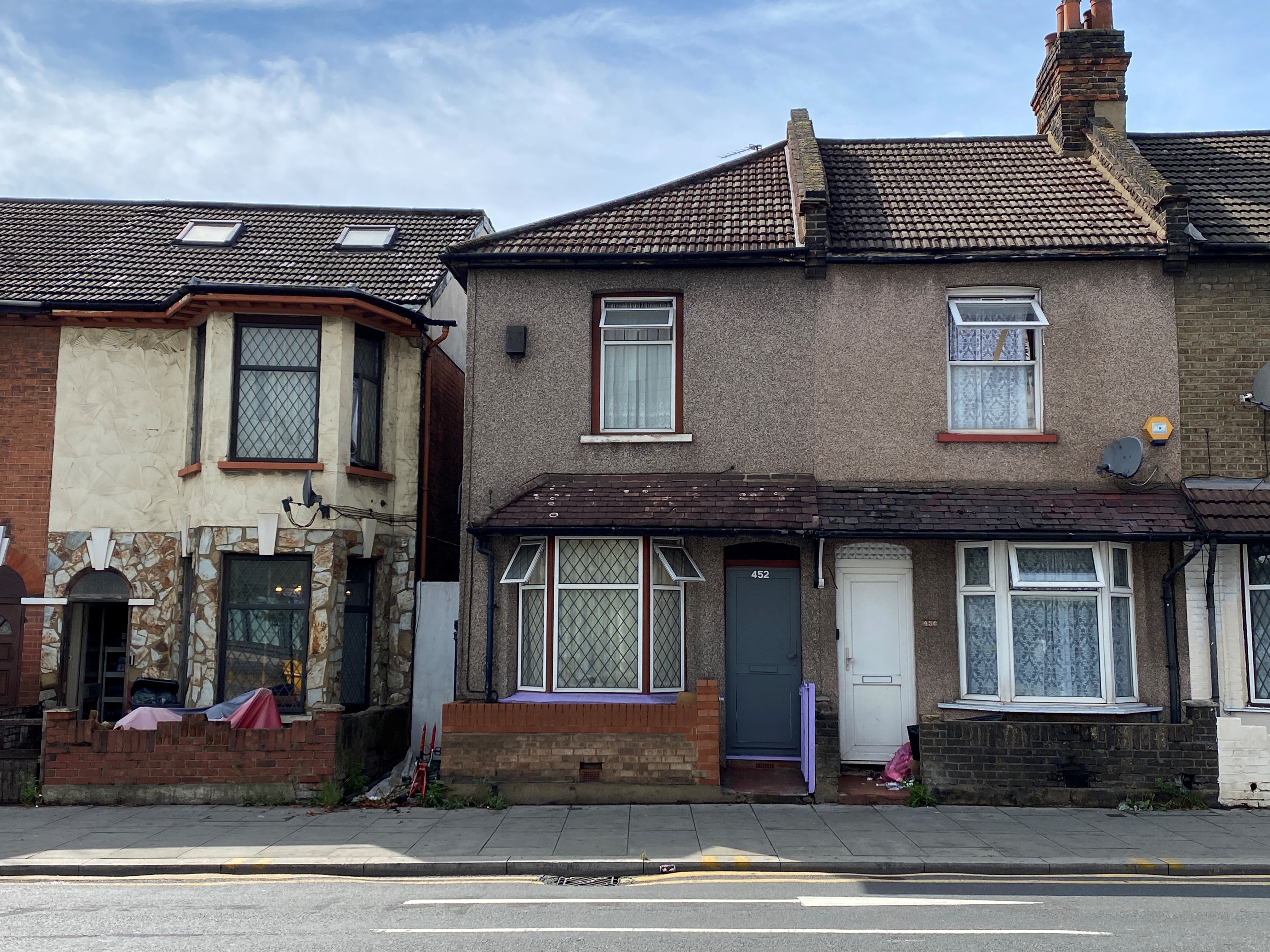 VACANT - Freehold End of Terrace House