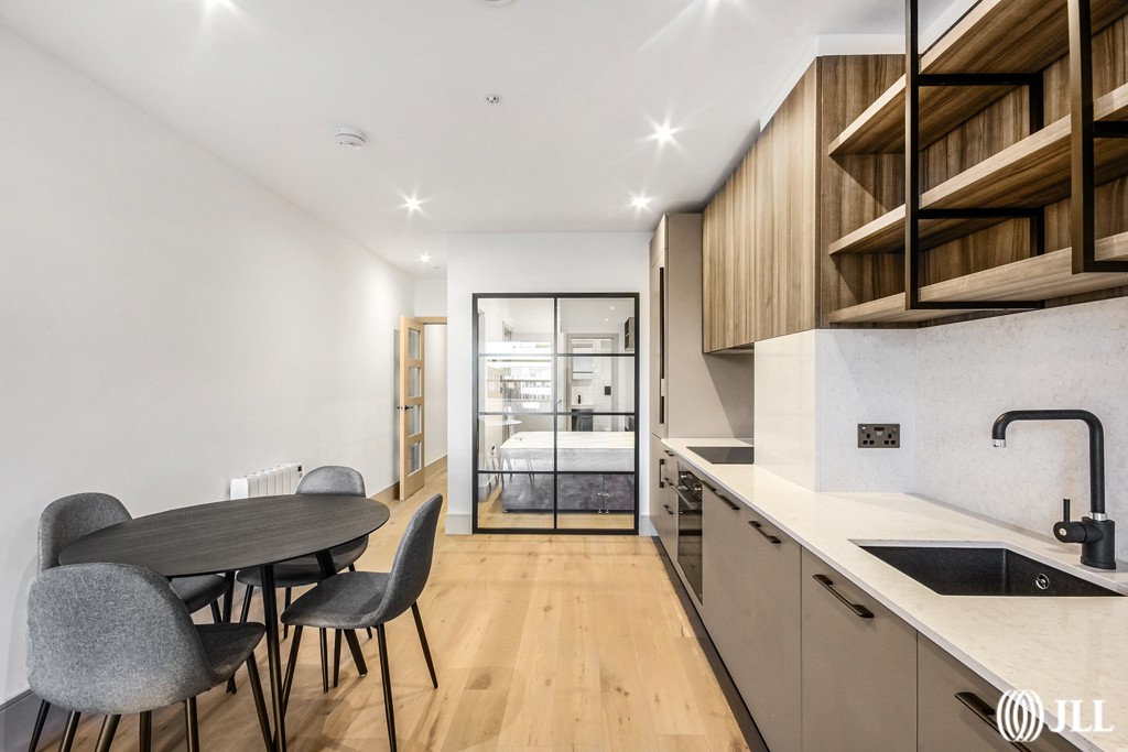 INVESTMENT - Leasehold Self Contained Second Floor Flat