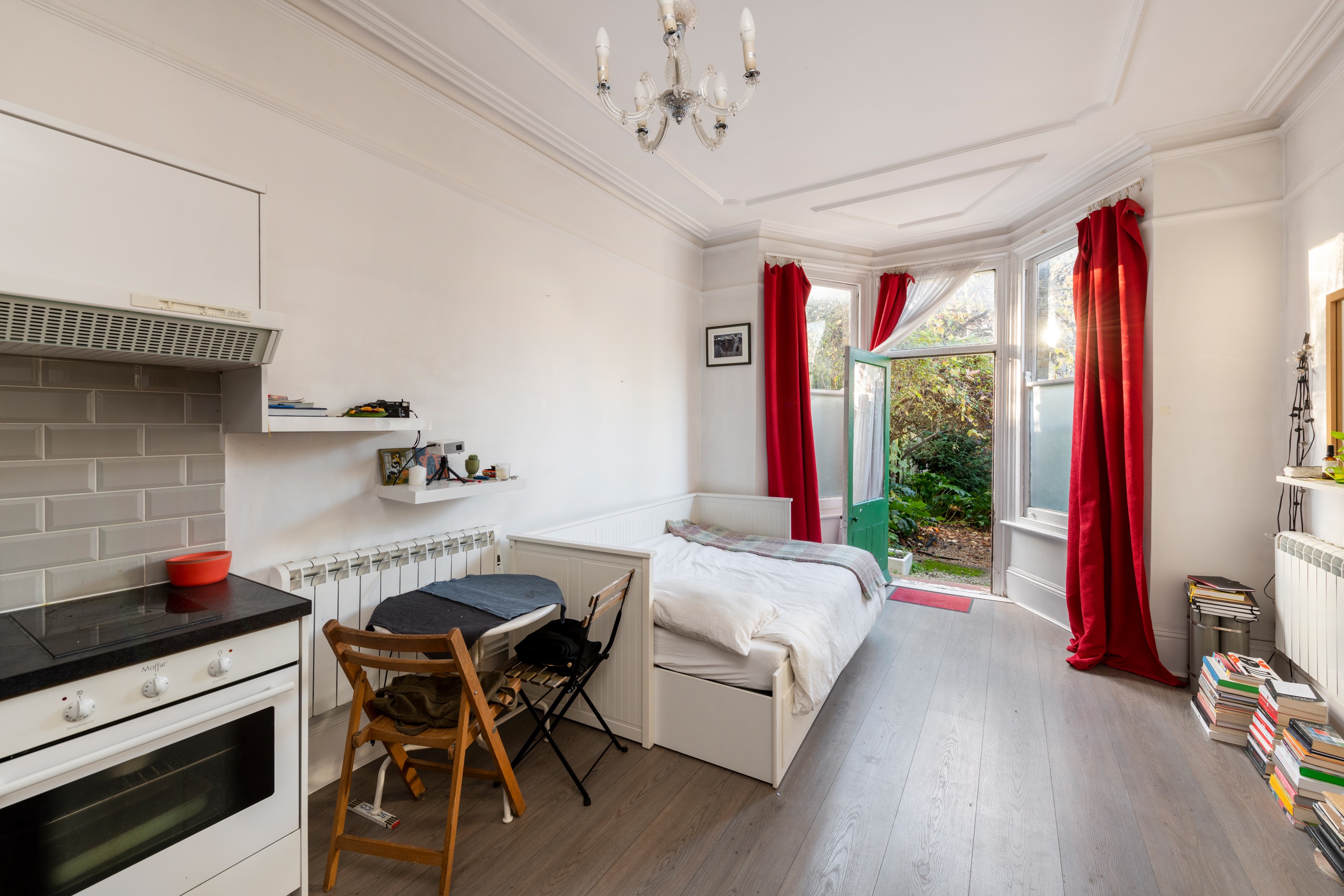 INVESTMENT - A Freehold Mid Terrace Building with Possible Potential