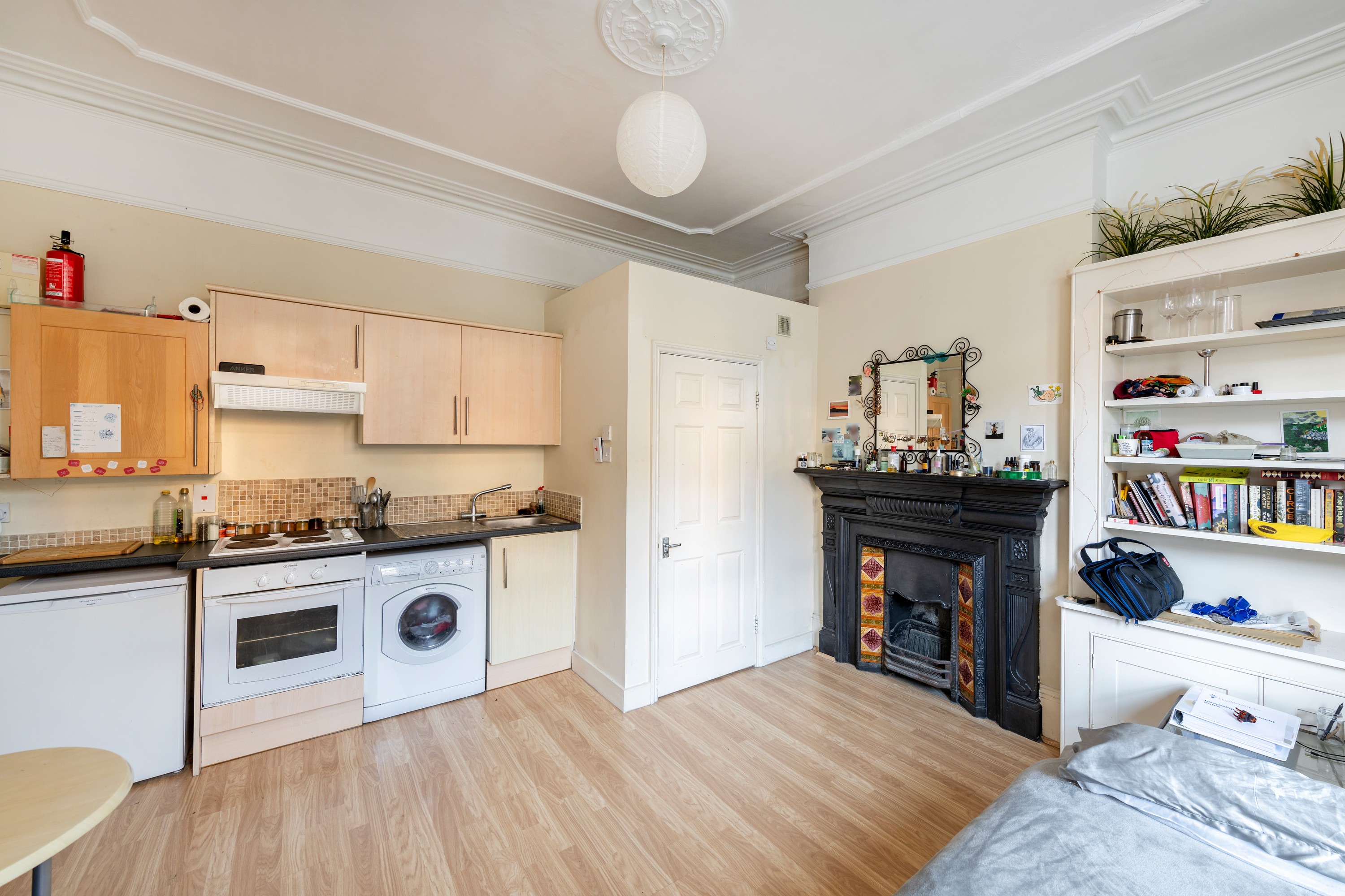 INVESTMENT - A Freehold Mid Terrace Building with Possible Potential
