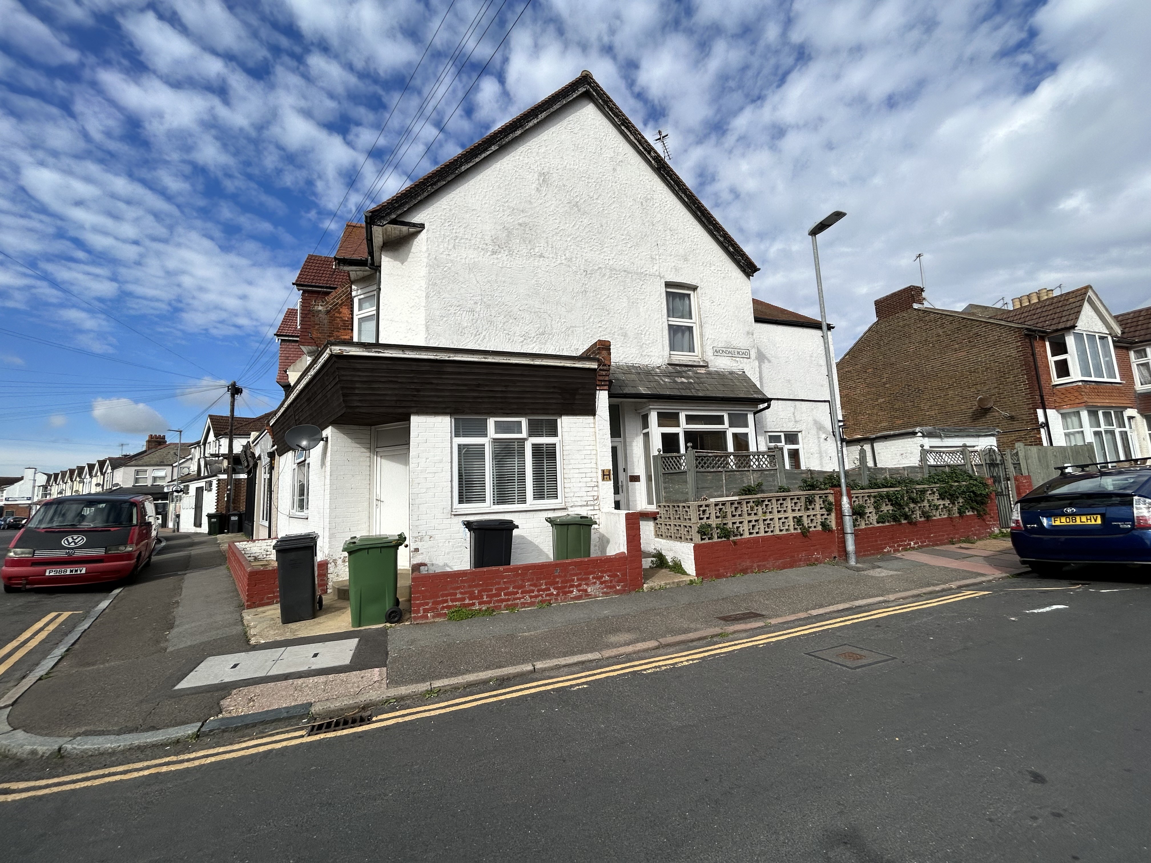 VACANT - Long Leasehold Self Contained Ground Floor Flat
