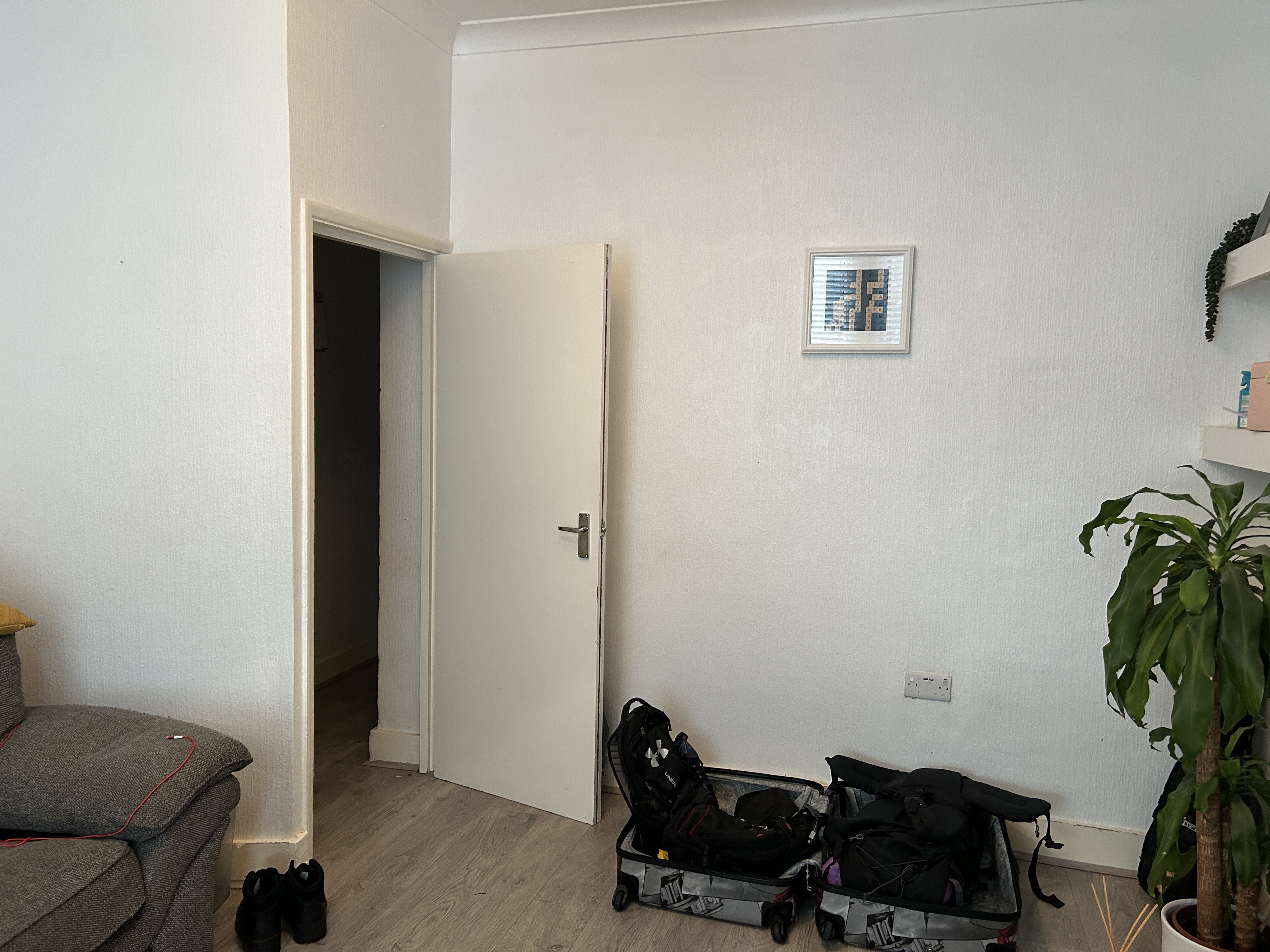 VACANT - Leasehold Self Contained Ground Floor Two Bedroom Flat 