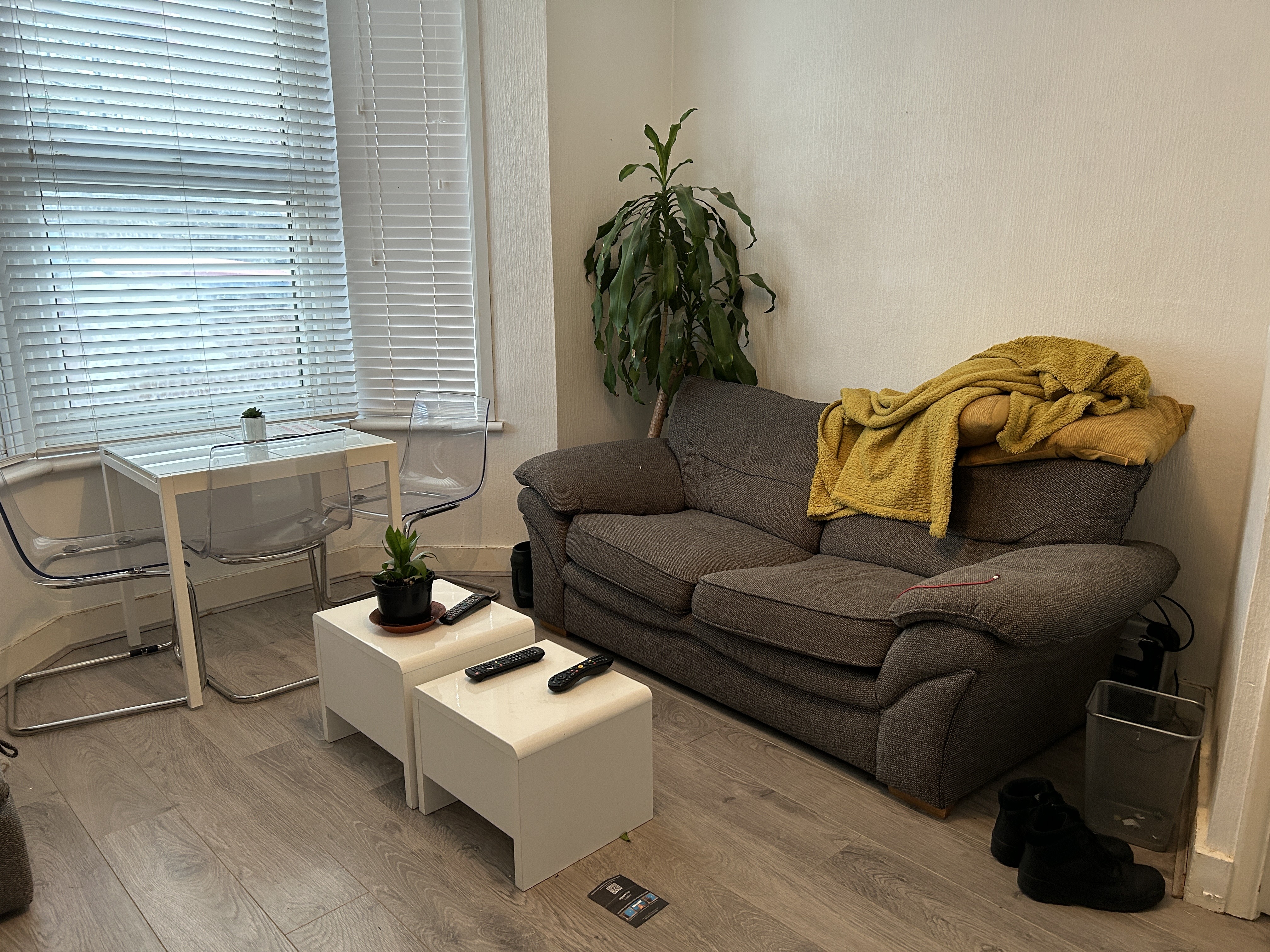 VACANT - Leasehold Self Contained Ground Floor Two Bedroom Flat 