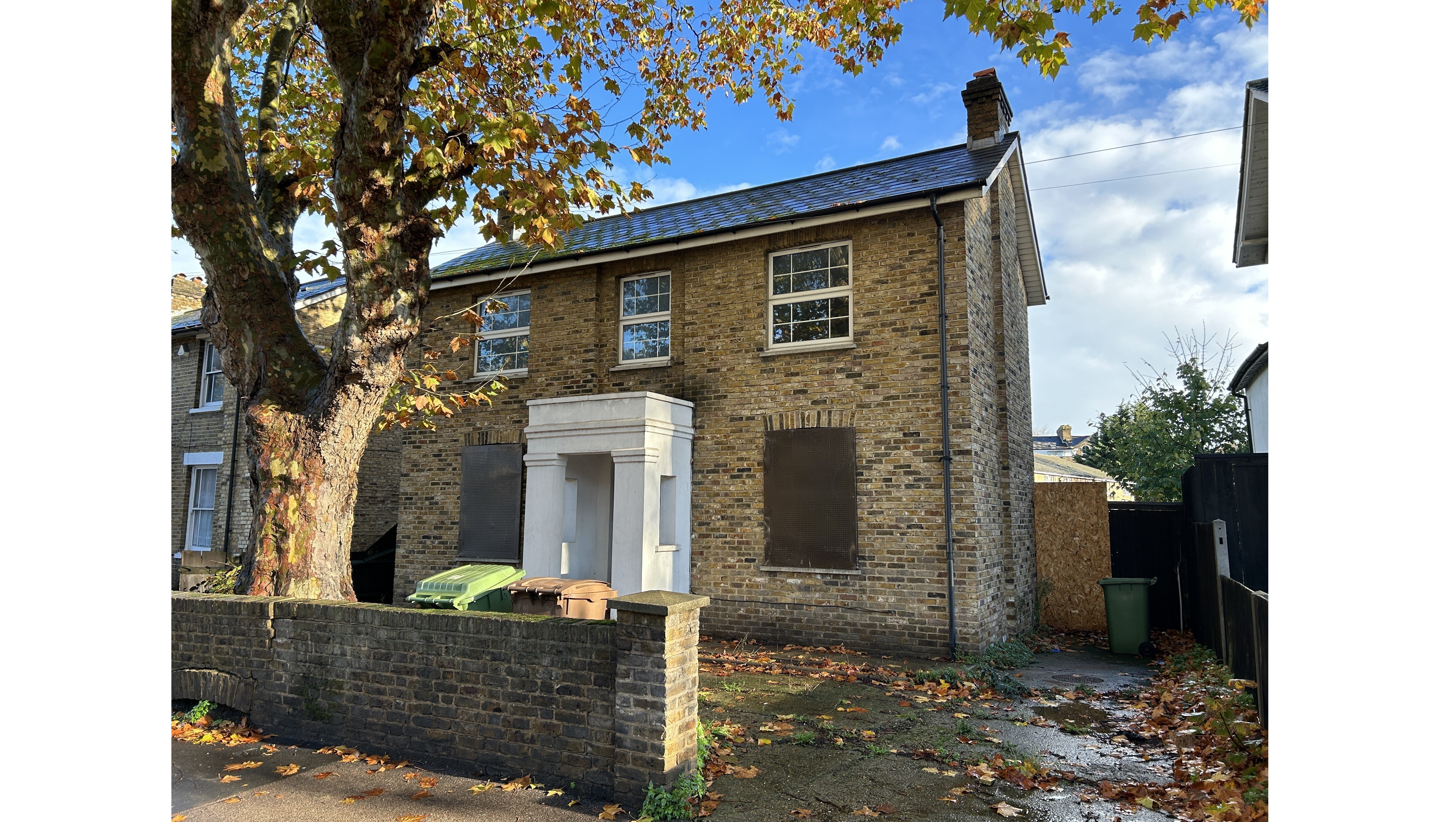 VACANT - Freehold Detached House