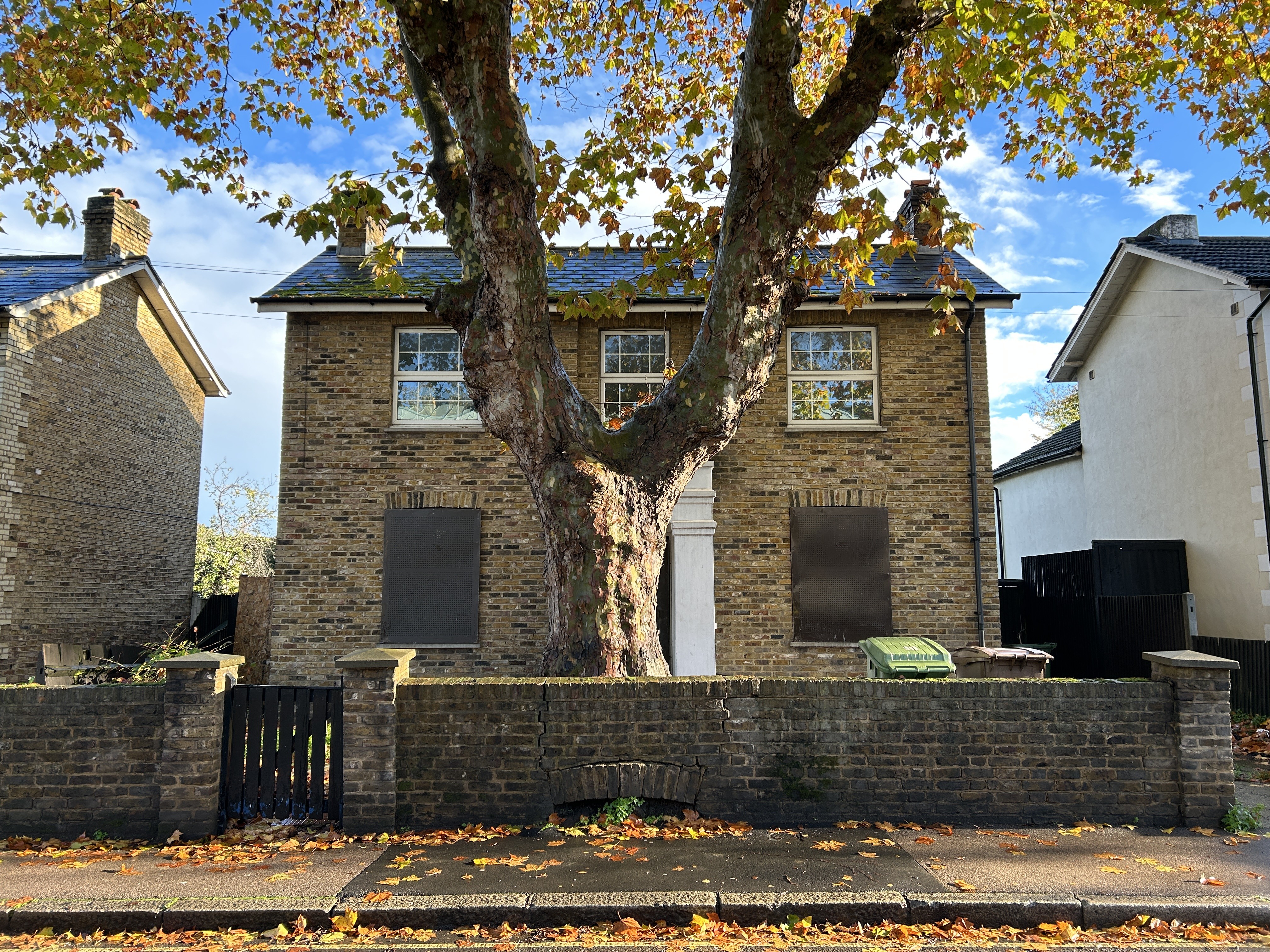 VACANT - Freehold Detached House