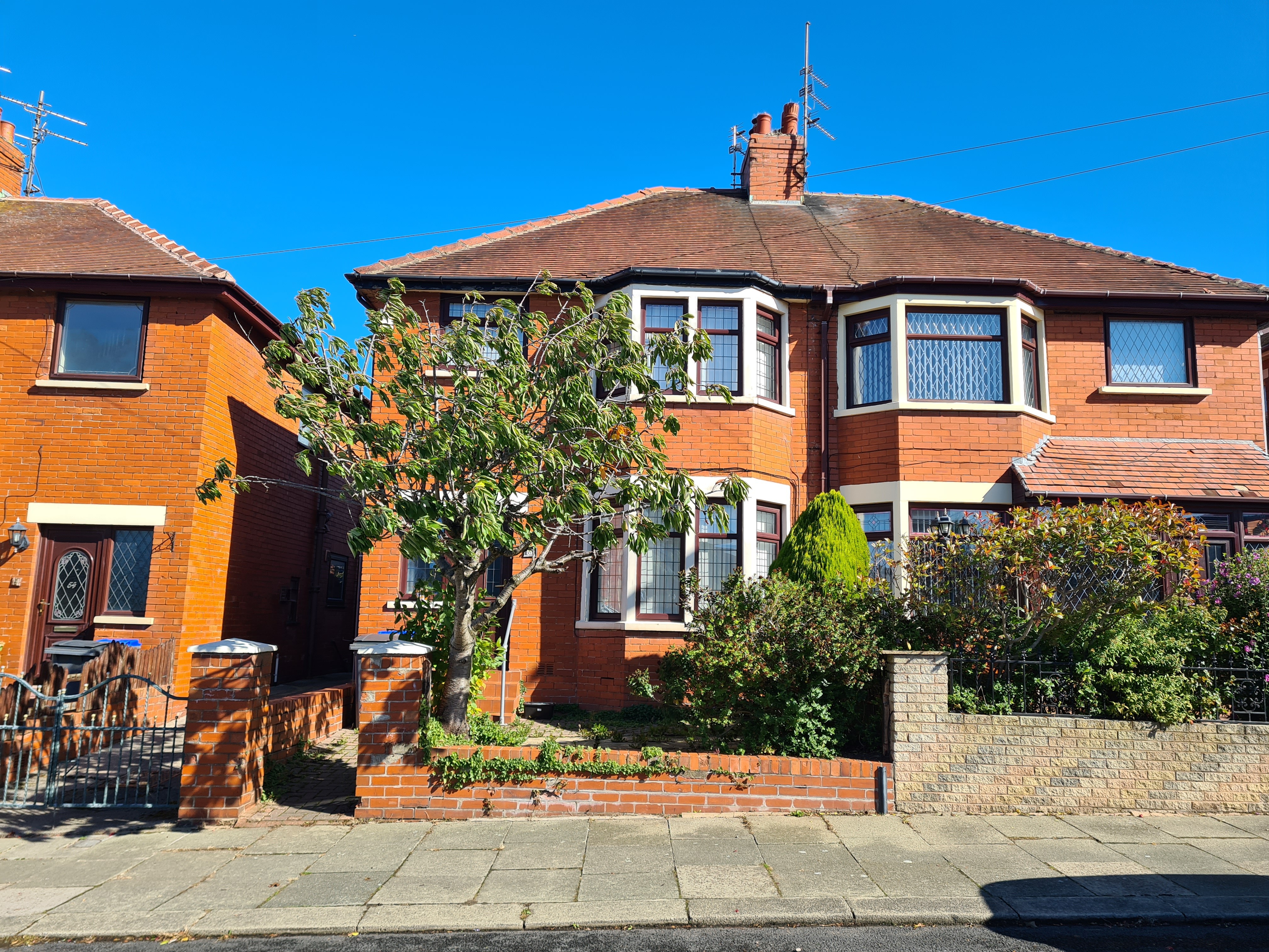 INVESTMENT - Freehold Semi-Detached House