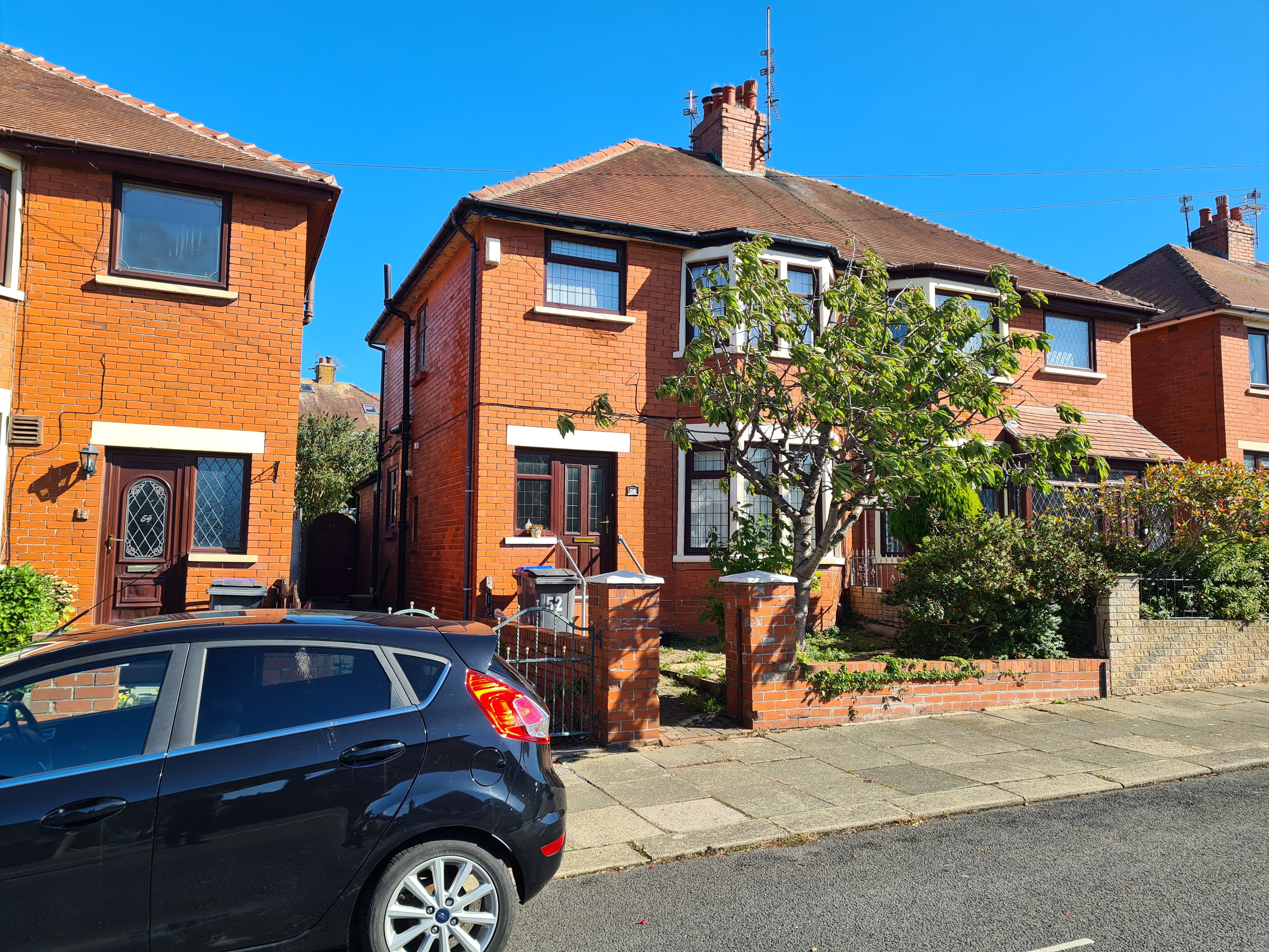 INVESTMENT - Freehold Semi-Detached House