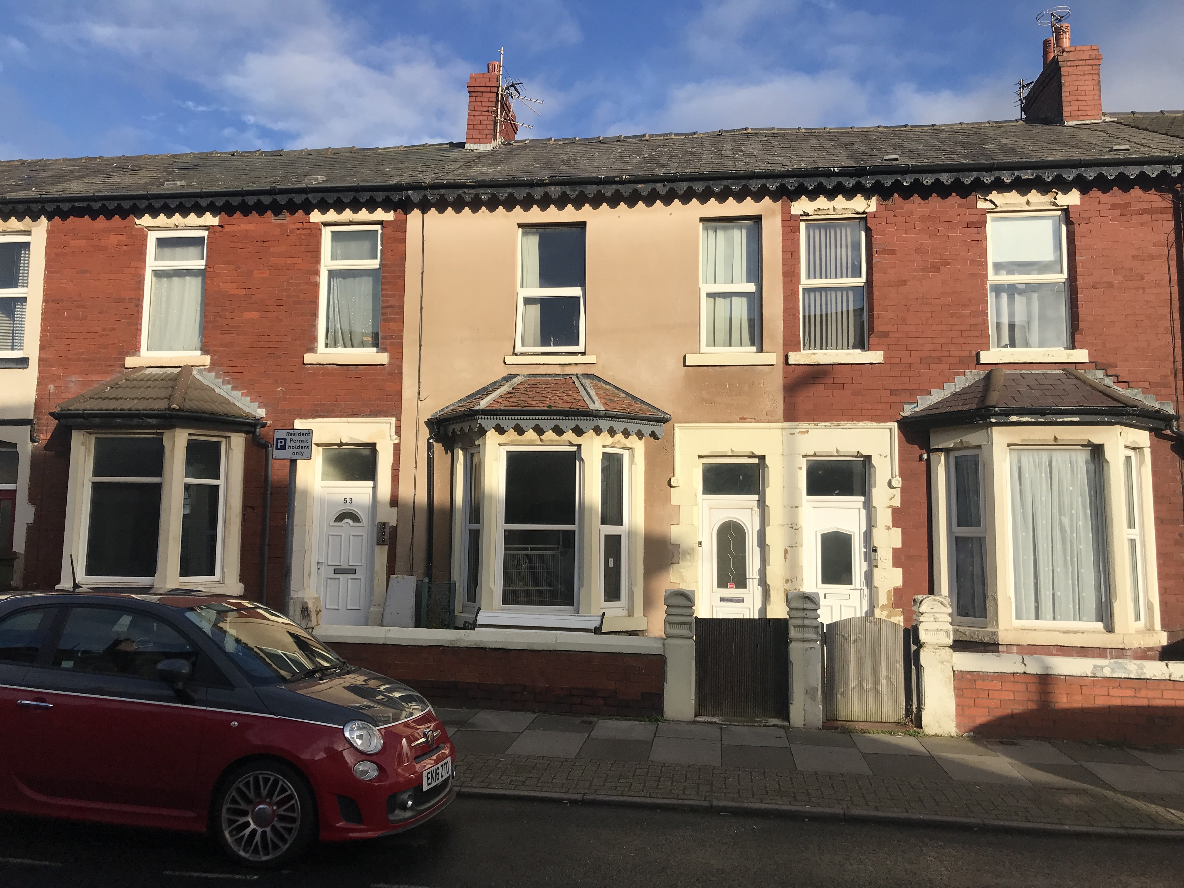 INVESTMENT/VACANT - Freehold Mid Terrace Building