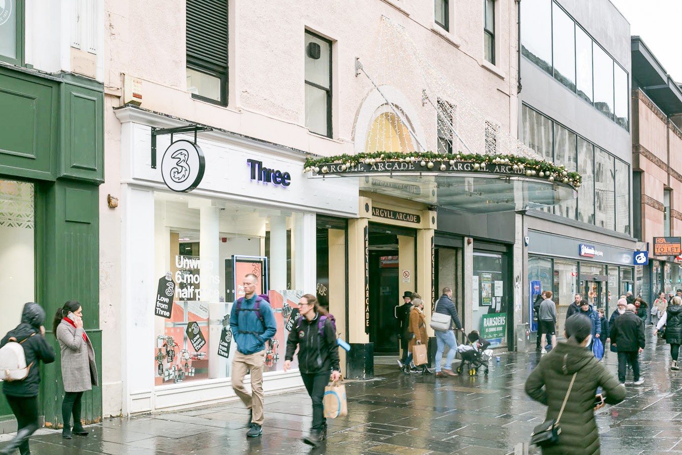 Well Located Heritable City Centre Shop Investment