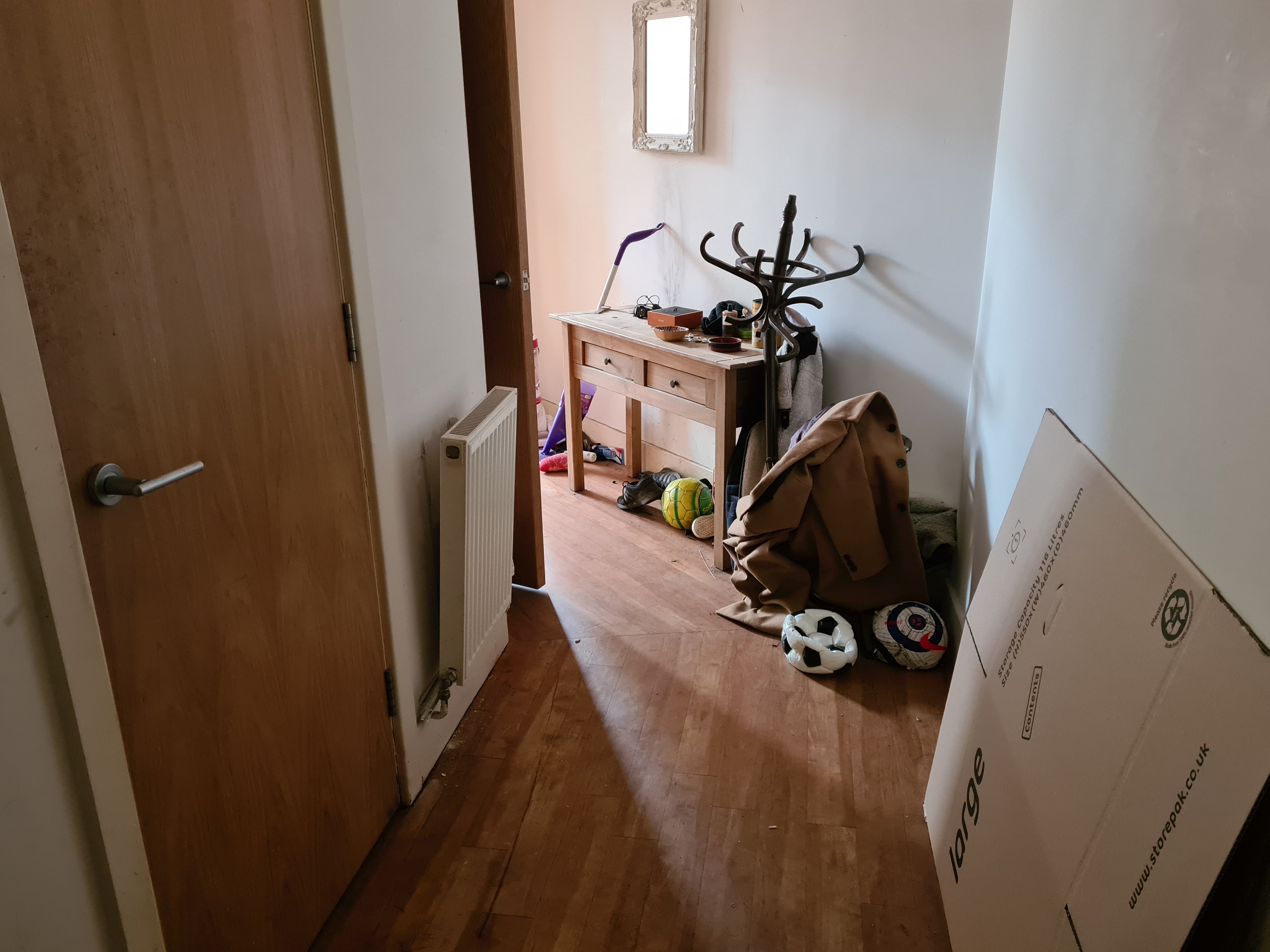 VACANT - Leasehold Self Contained Flat