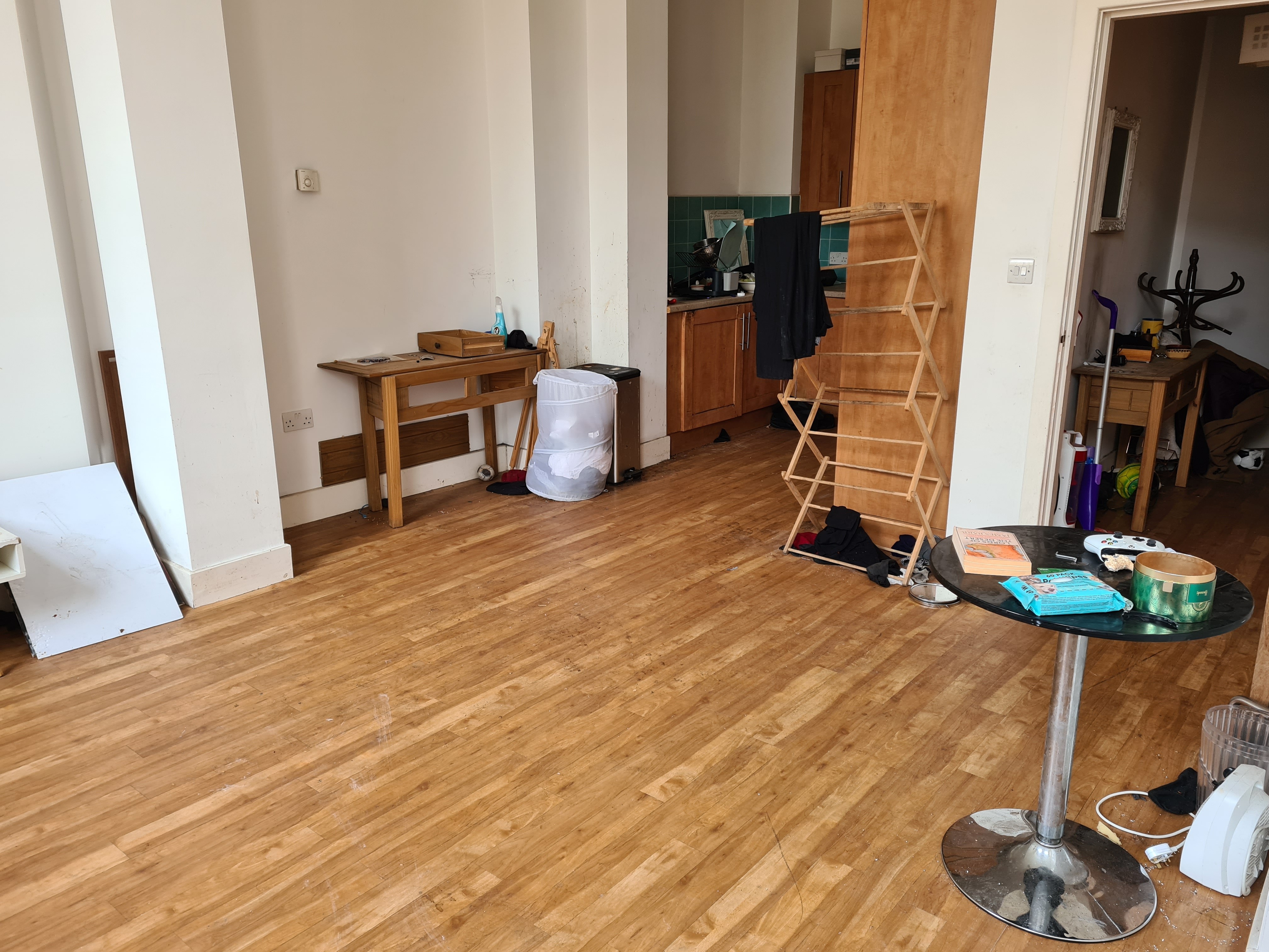 VACANT - Leasehold Self Contained Flat