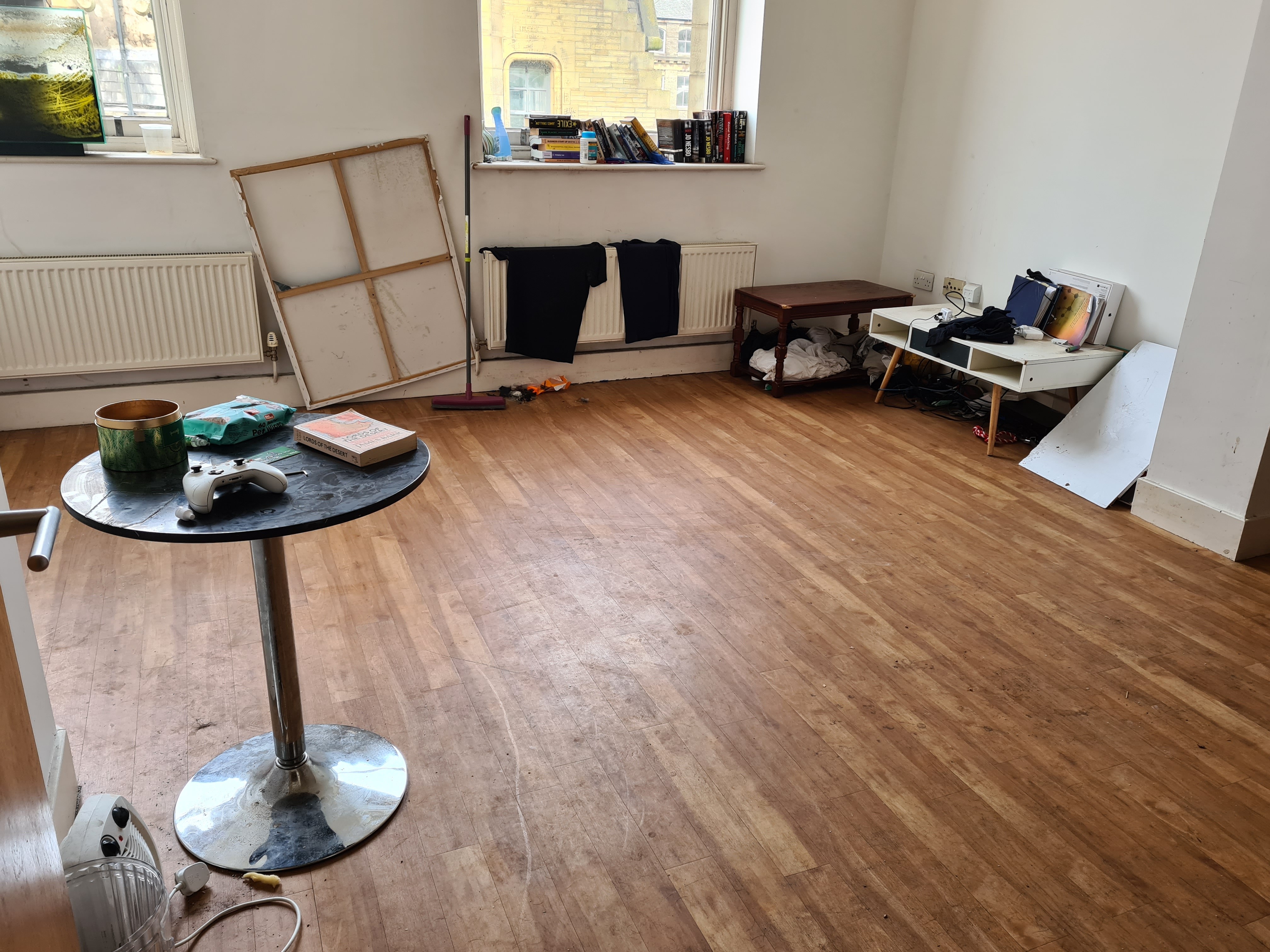 VACANT - Leasehold Self Contained Flat
