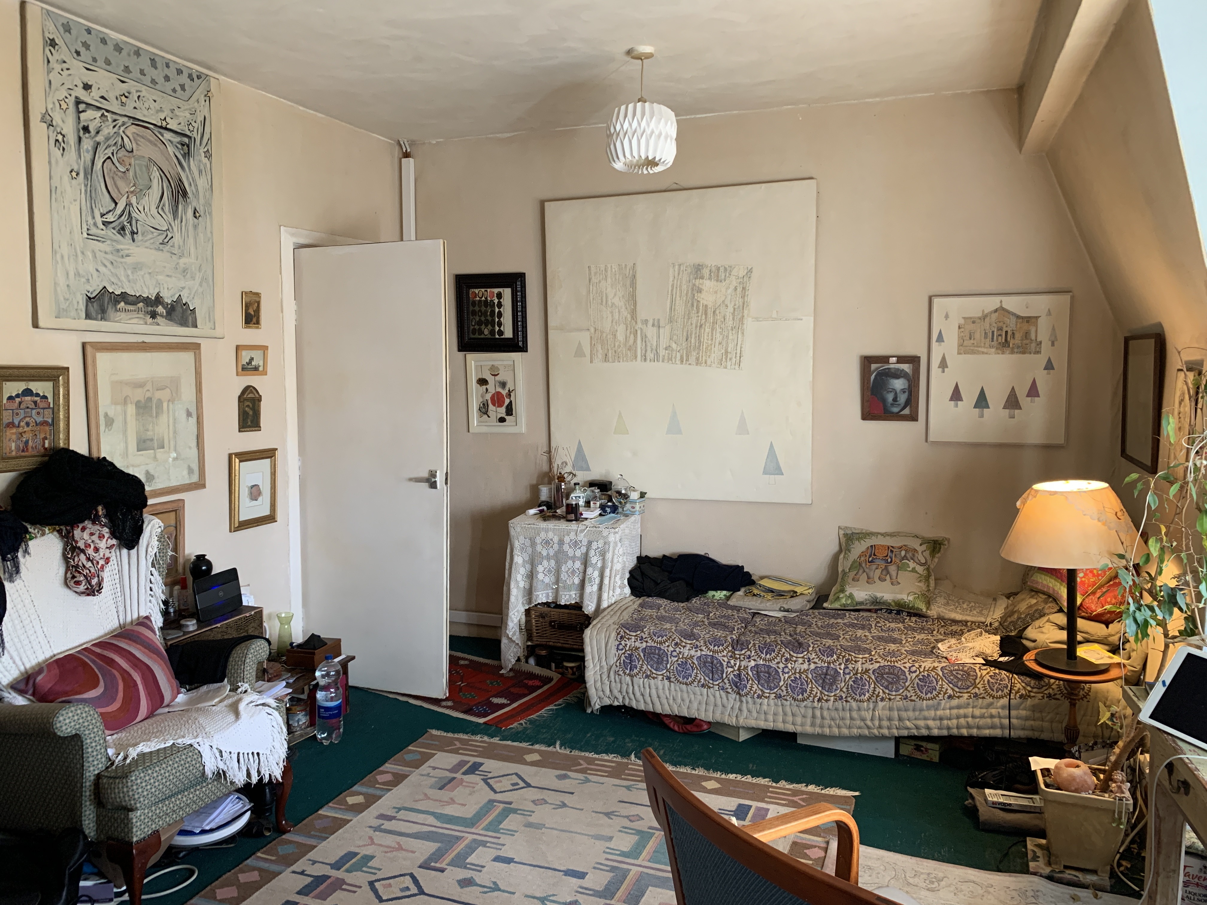 INVESTMENT - Substantial Freehold Detached Three Storey Corner Building 