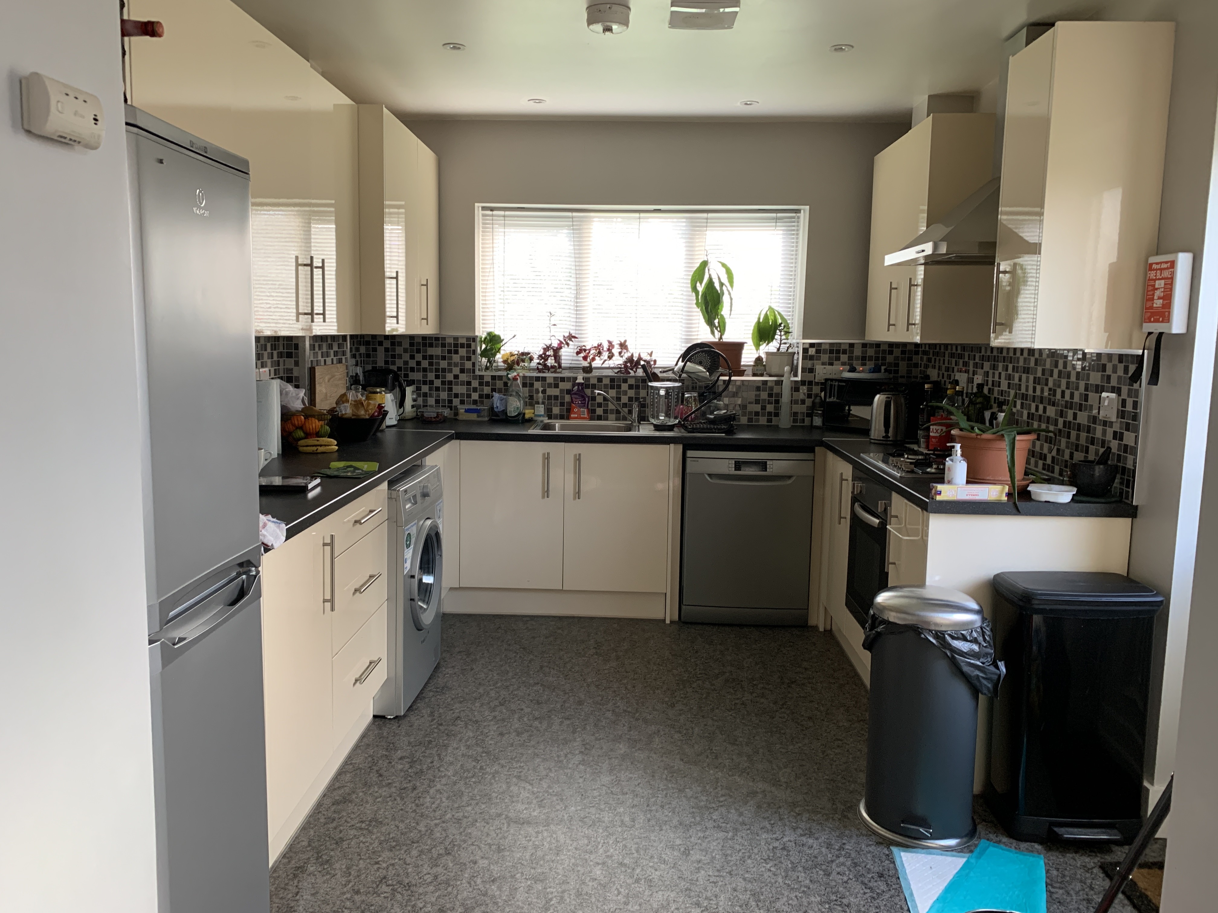 INVESTMENT - Substantial Freehold Detached Three Storey Corner Building 