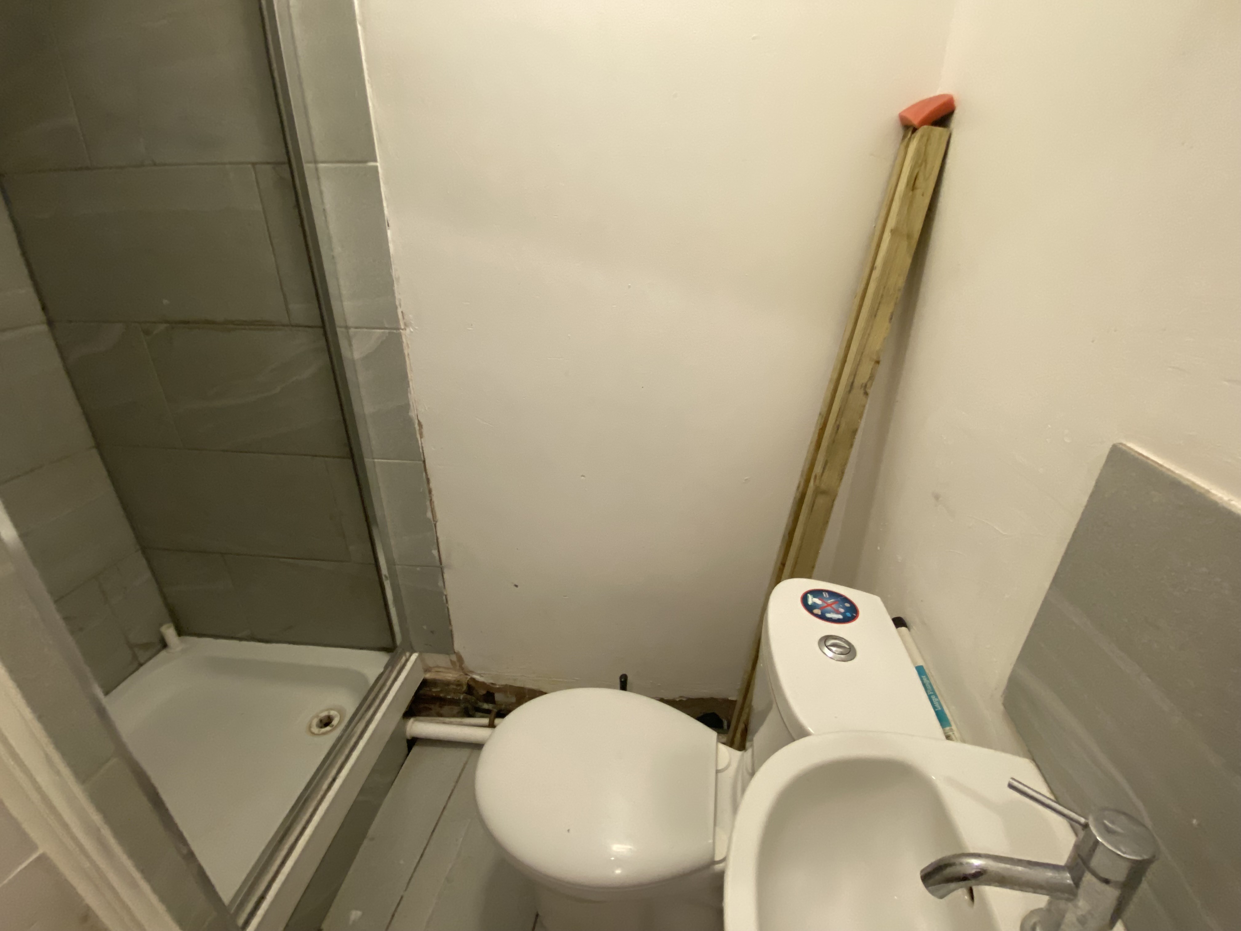 INVESTMENT - Leasehold Self Contained First and Second Floor (HMO) Maisonette