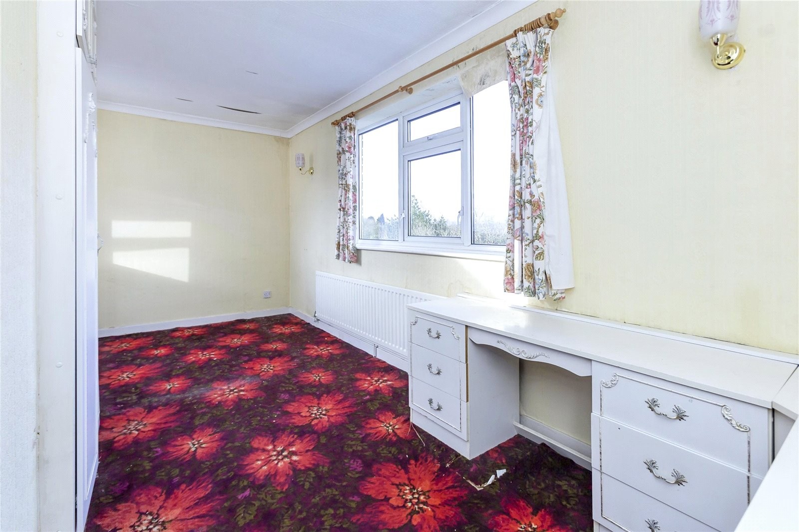 VACANT - Freehold Semi Detached House with Garage