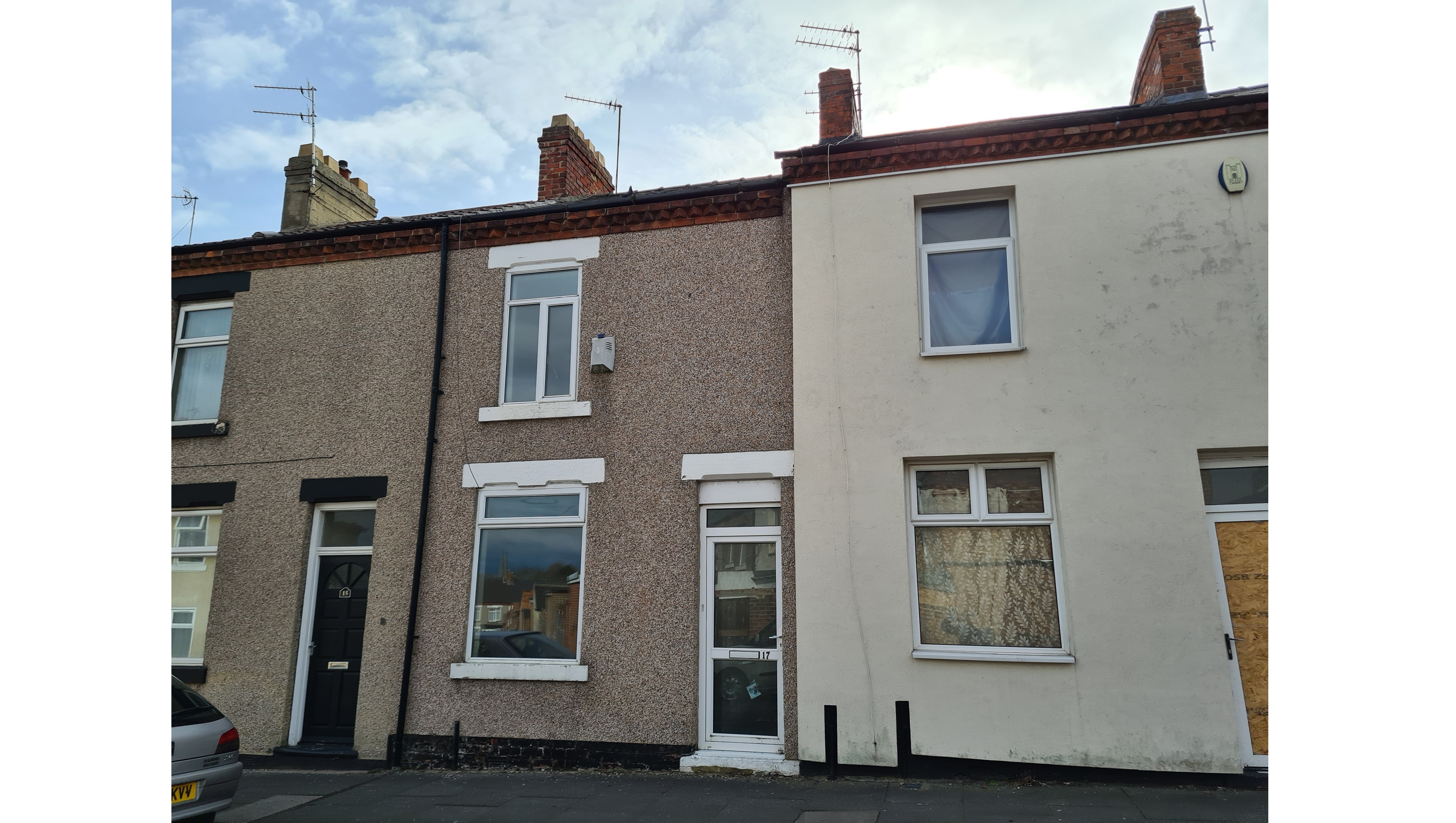 VACANT - Freehold Mid Terrace House