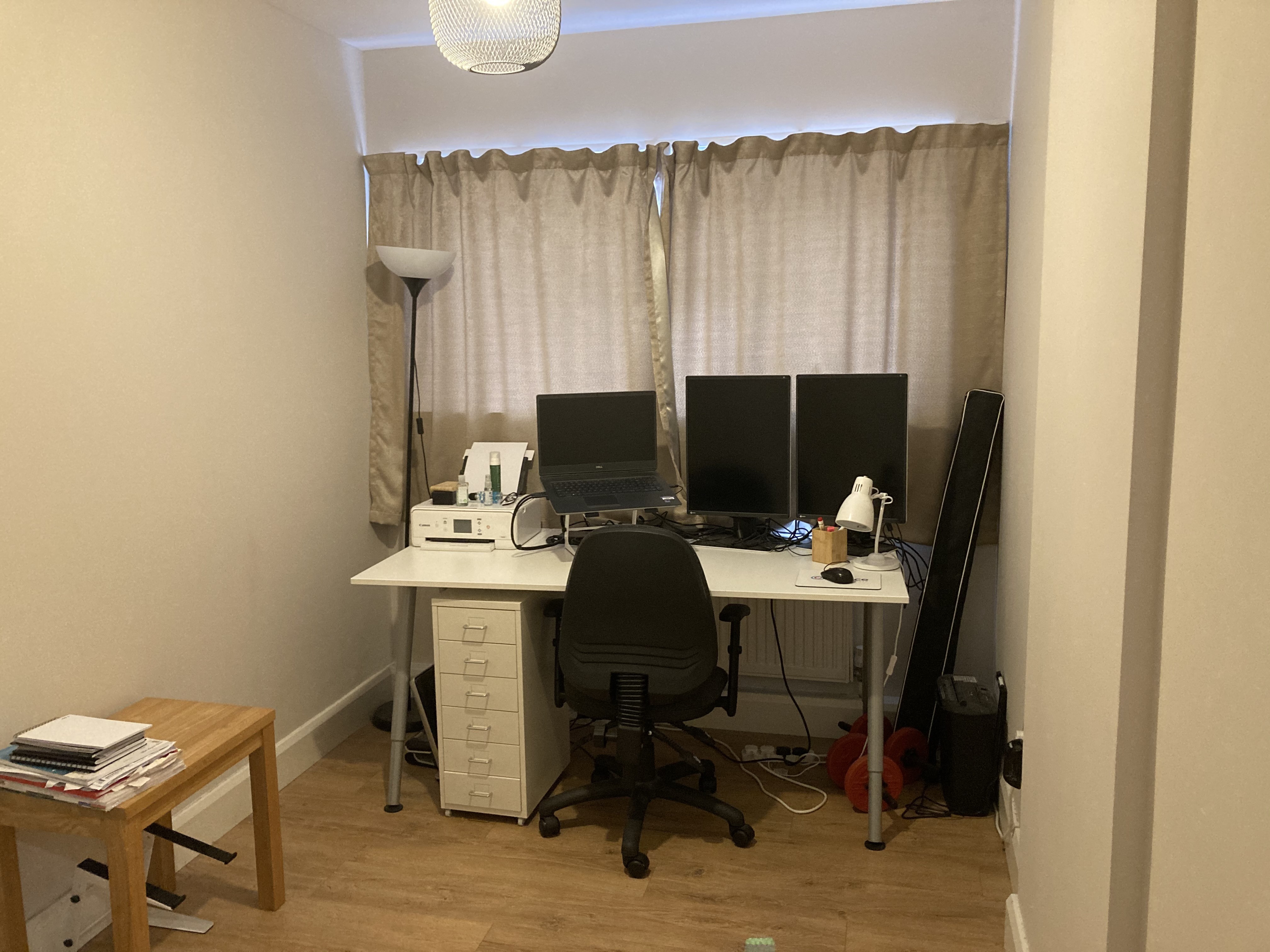 VACANT - Leasehold Self Contained Flat