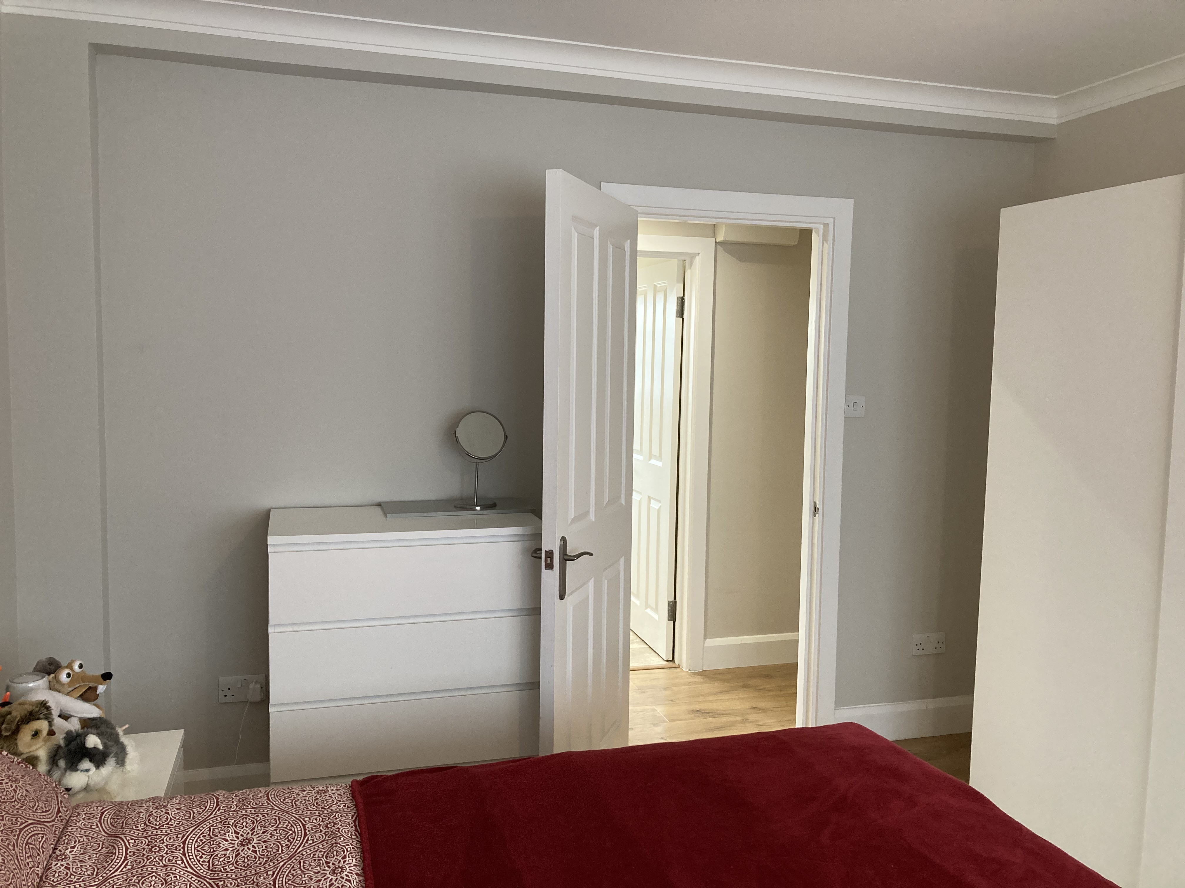 VACANT - Leasehold Self Contained Flat