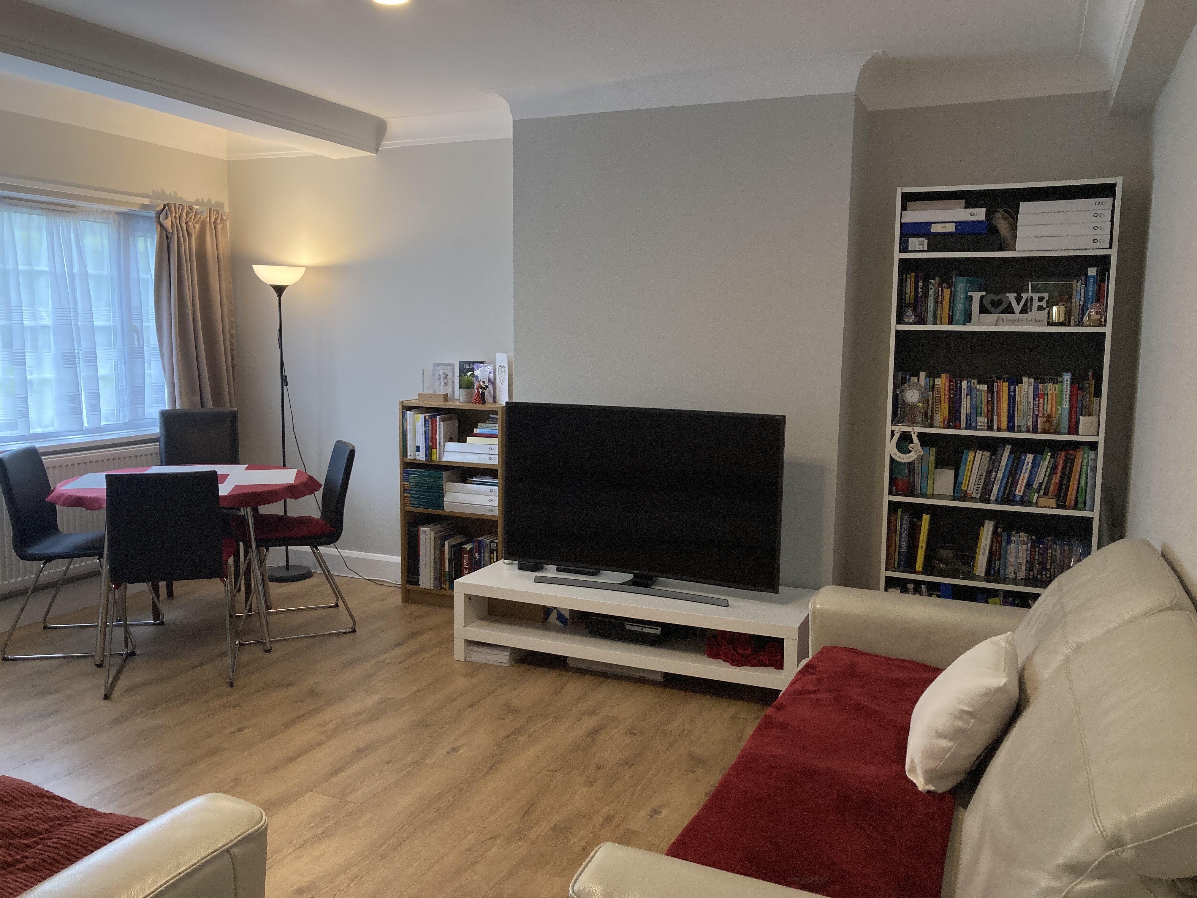 VACANT - Leasehold Self Contained Flat