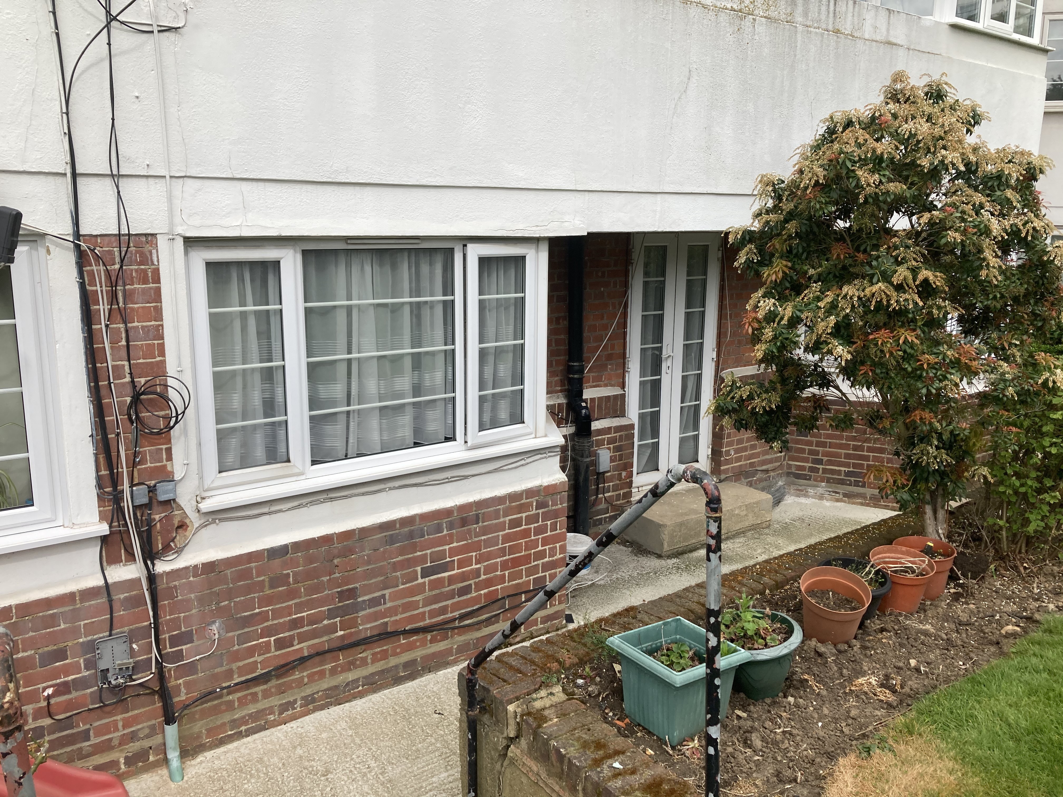 VACANT - Leasehold Self Contained Flat