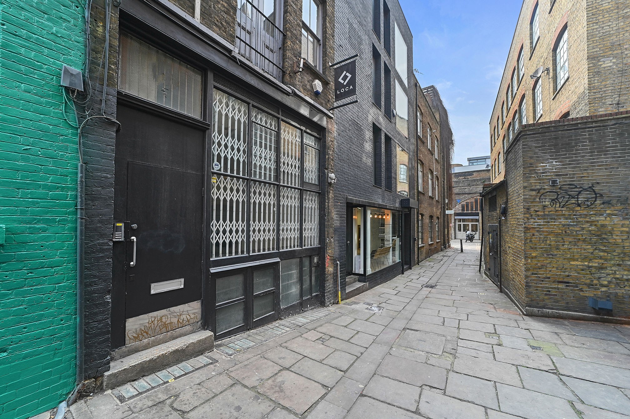 Vacant Long Leasehold Office