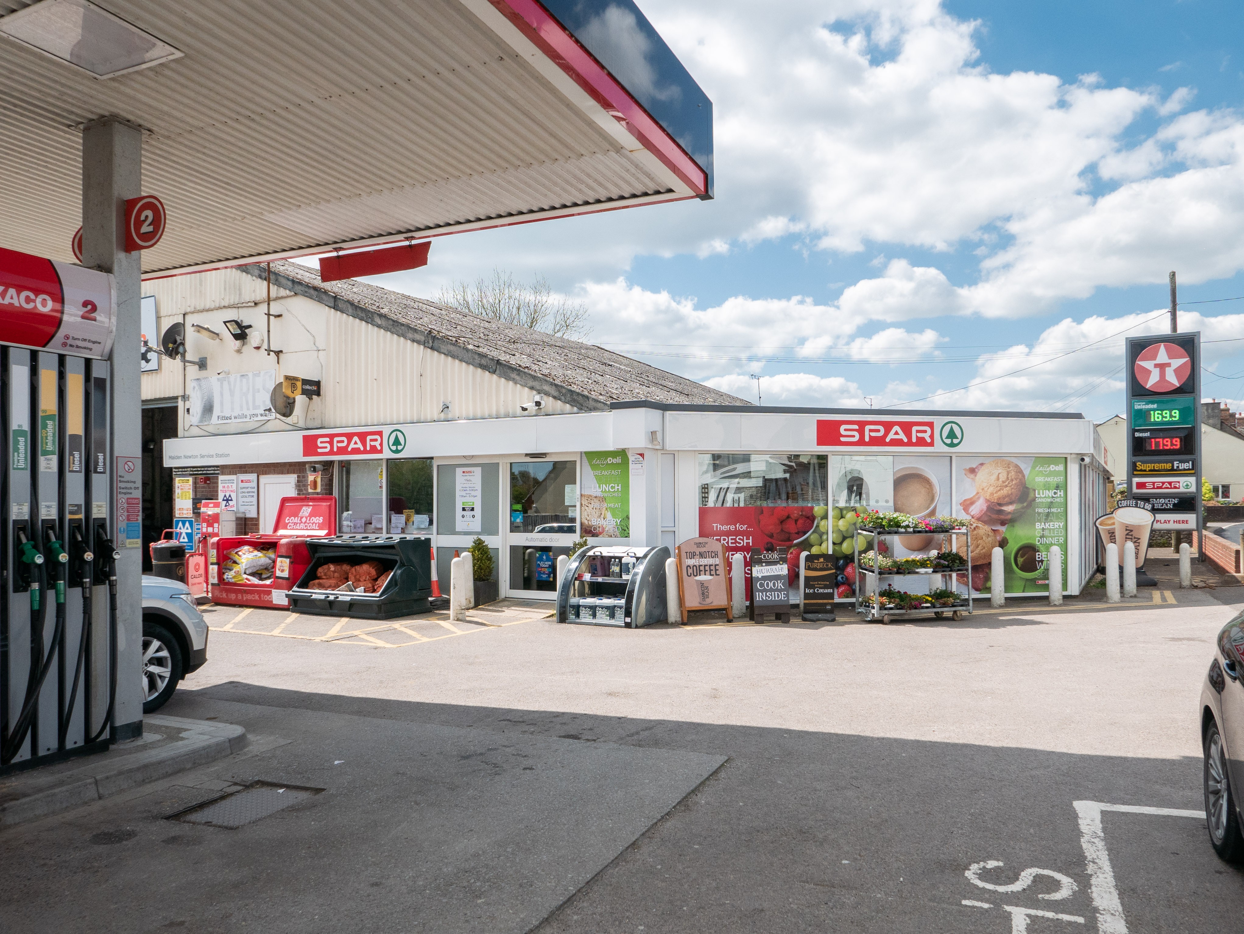 Freehold Fuel Filling Station and Convenience Store Investment