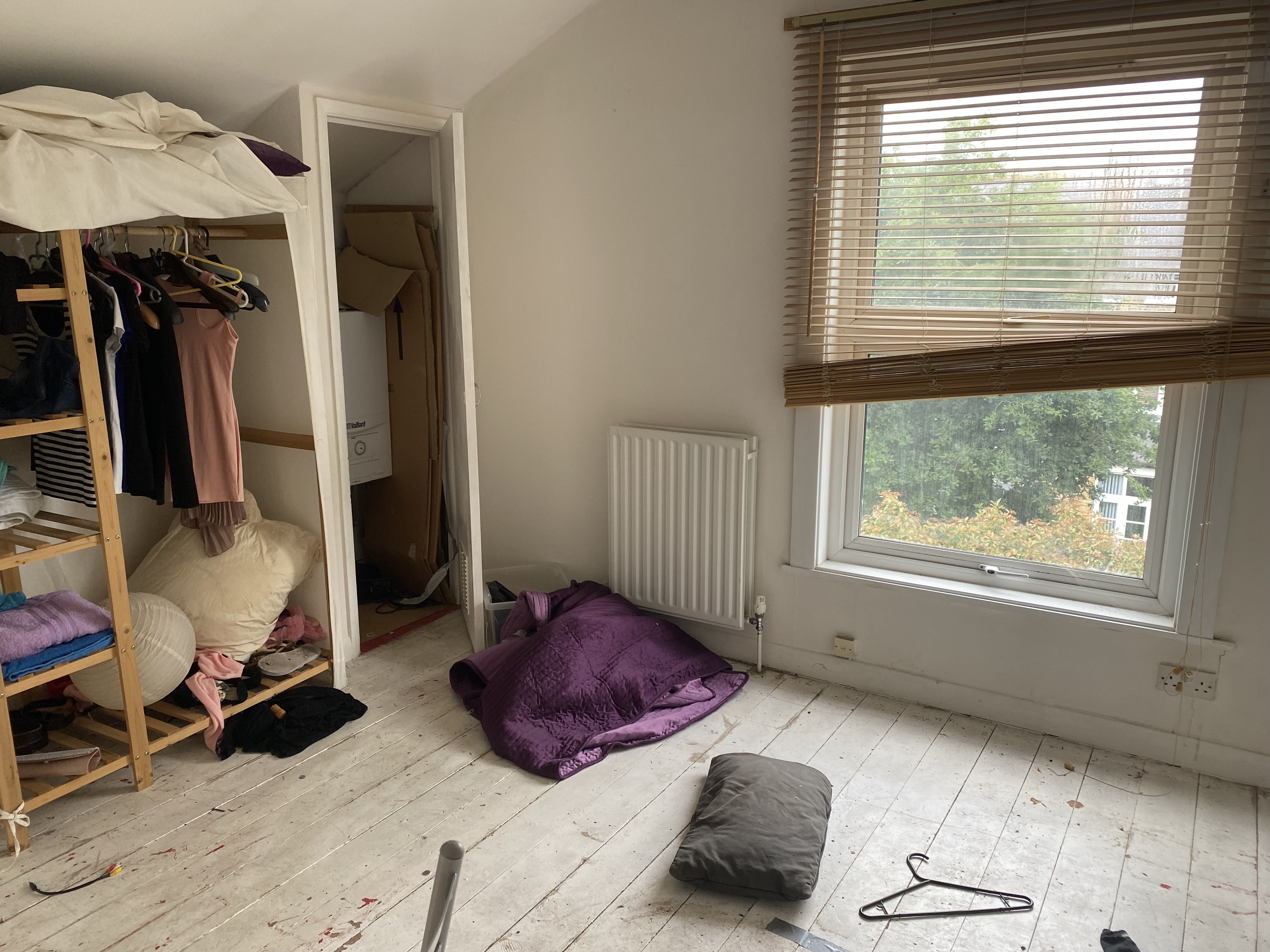 VACANT - Leasehold Self Contained Second Floor Flat