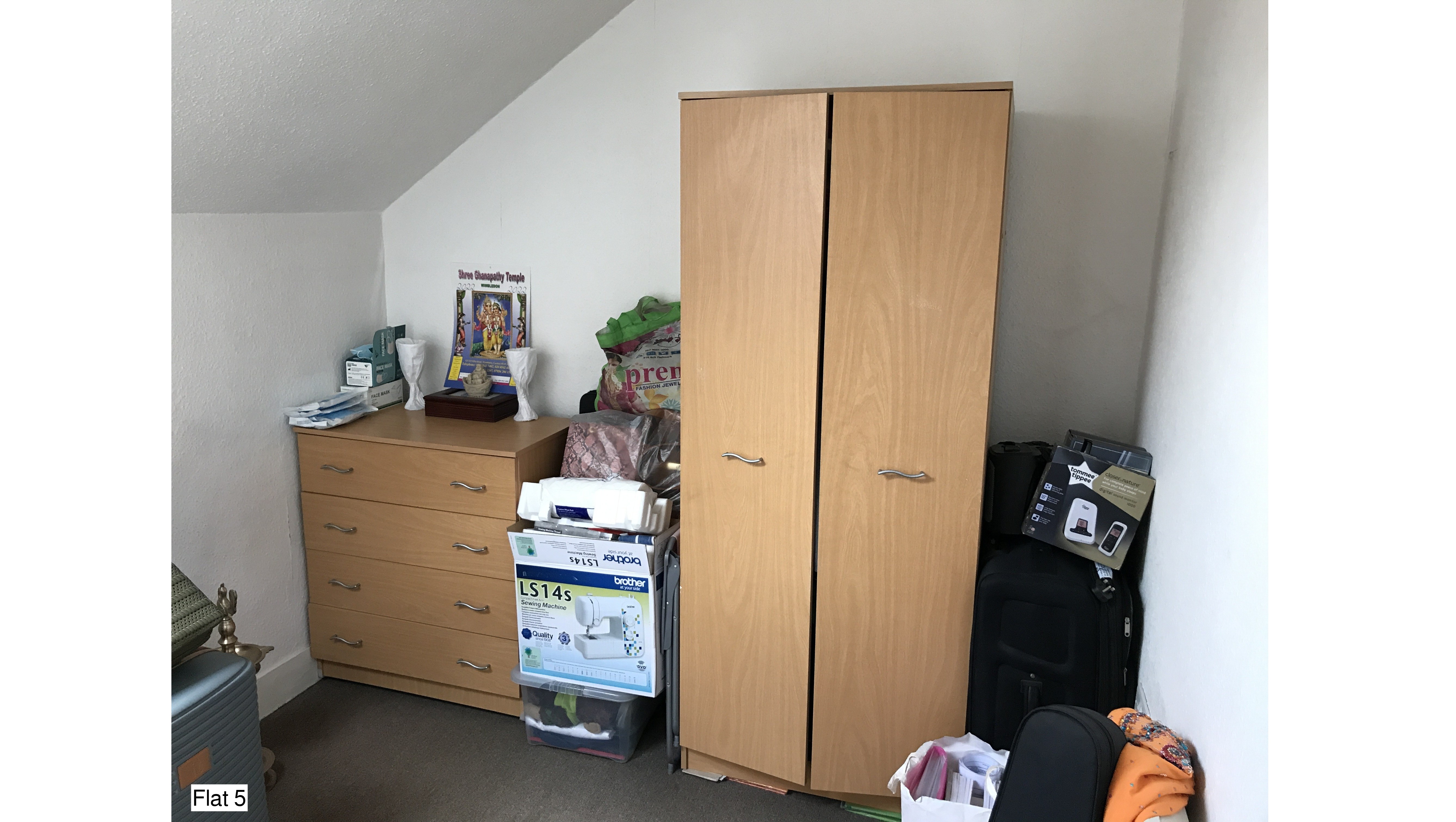 INVESTMENT - Freehold End of Terrace Building