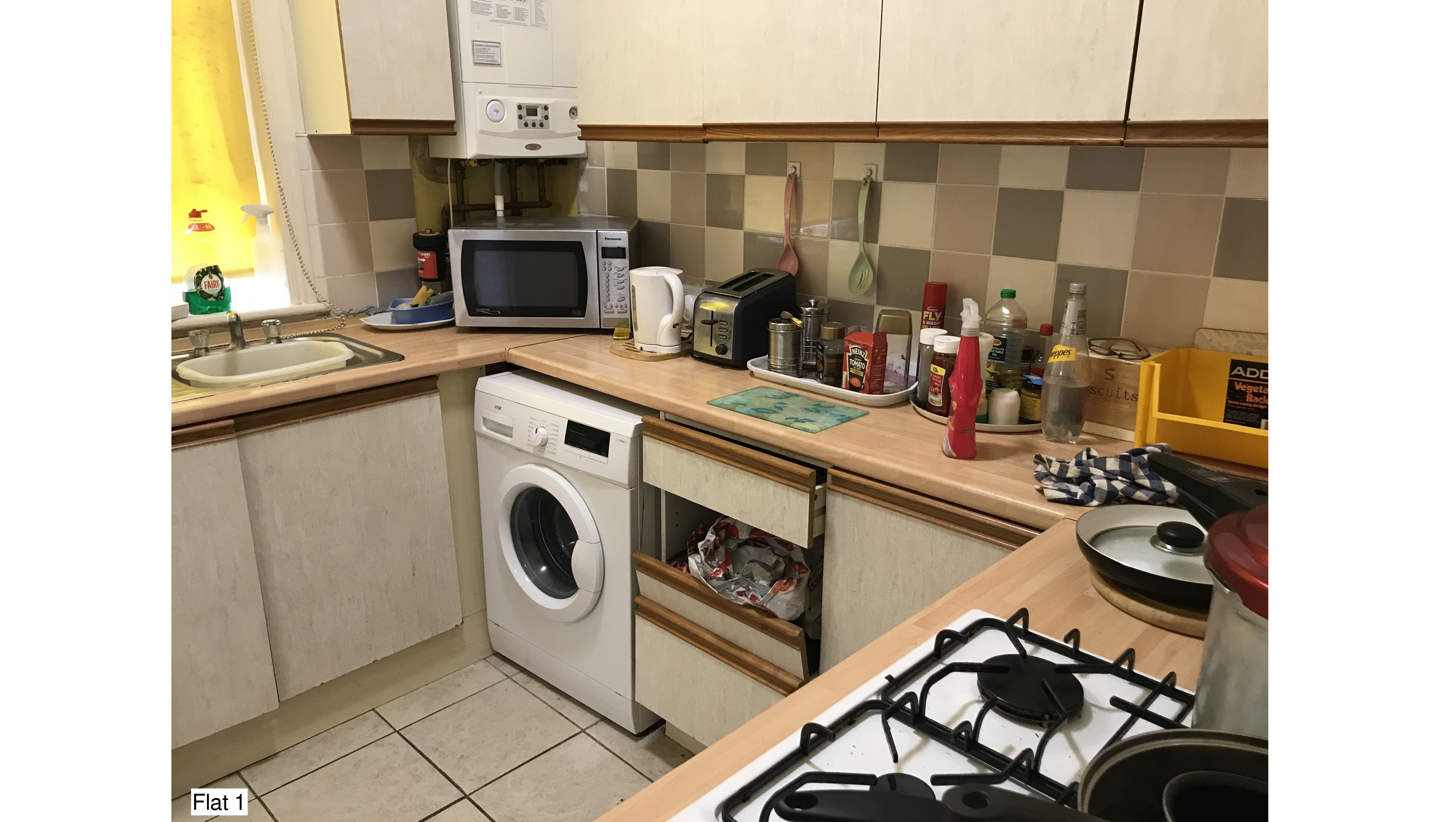 INVESTMENT - Freehold End of Terrace Building