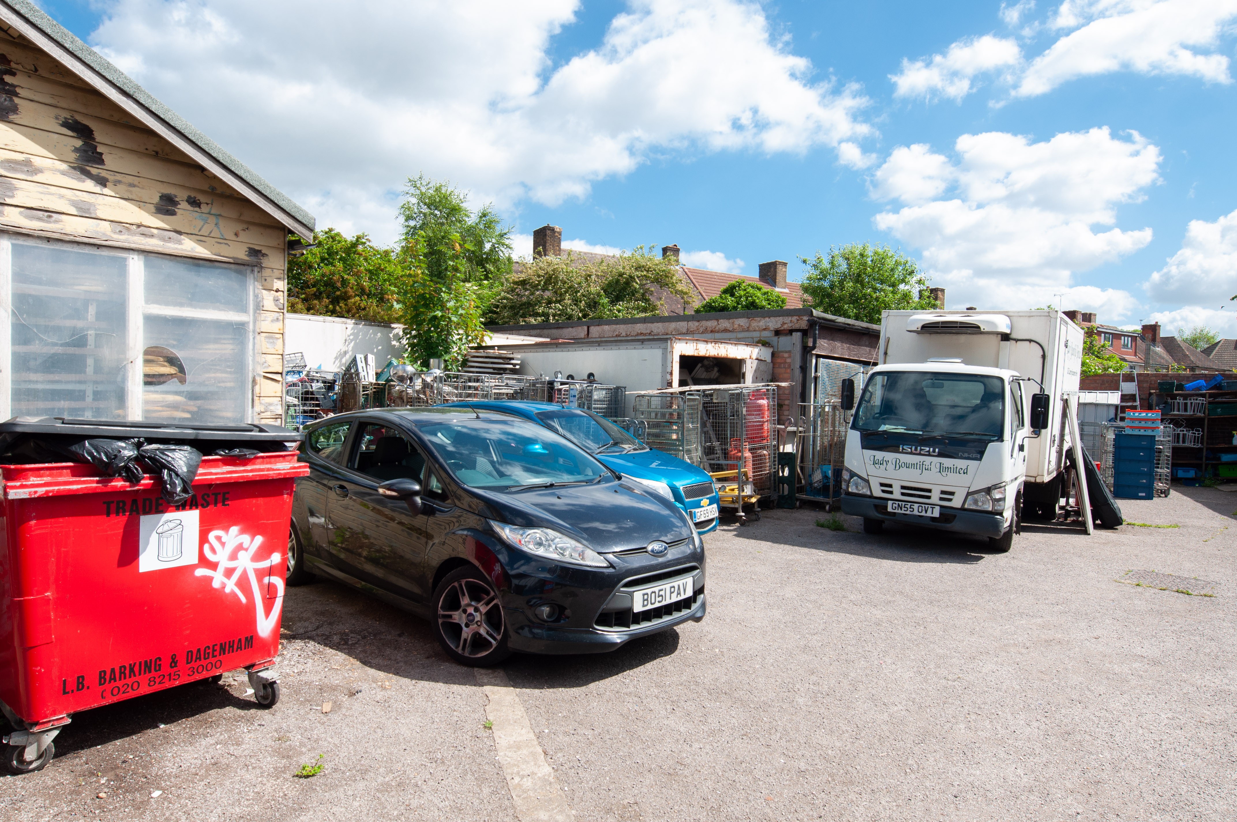 Freehold Workshop/Storage Investment with Re-Development Potential