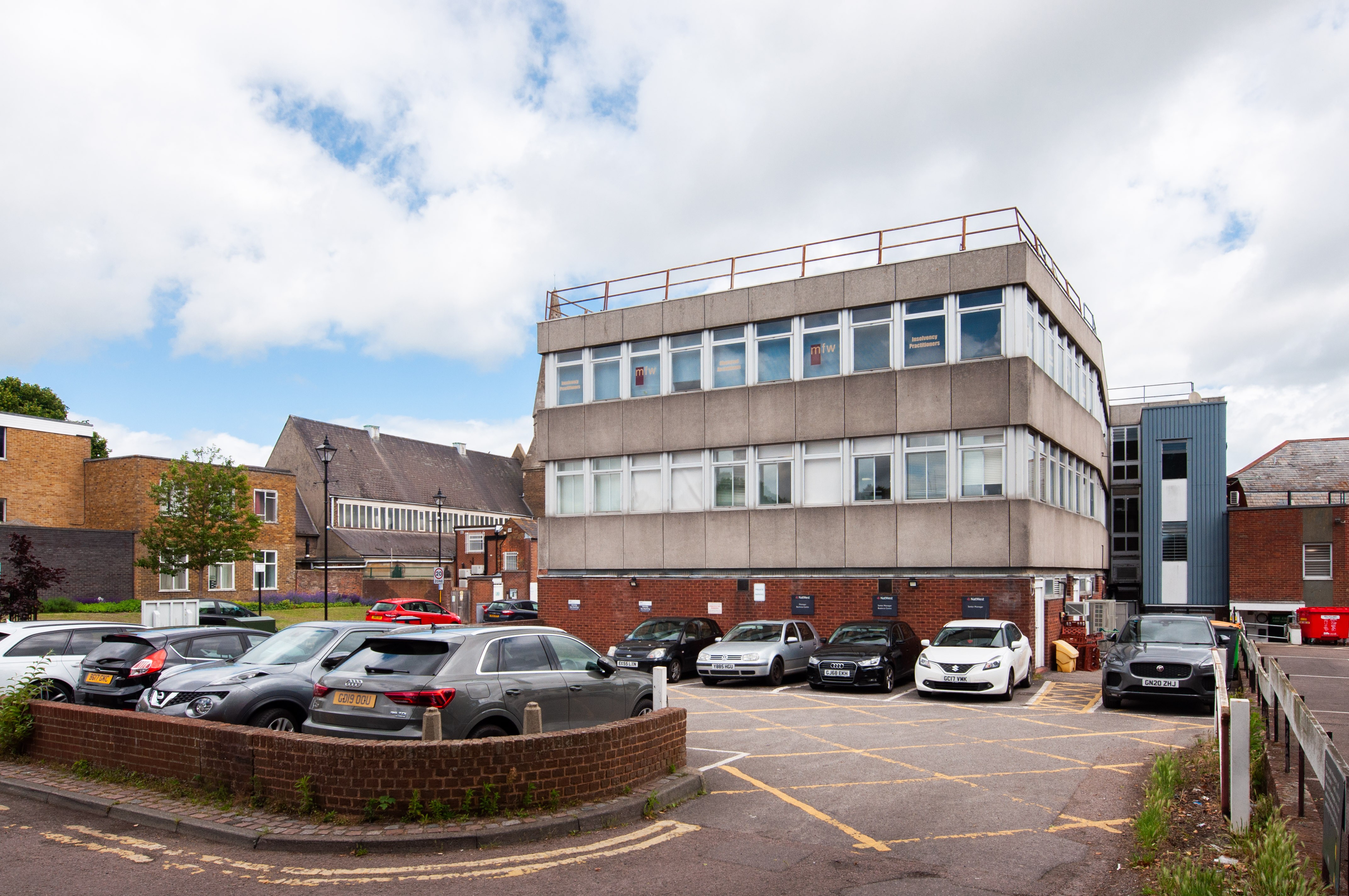Prominent Long Leasehold Bank, Shop and Office Investment