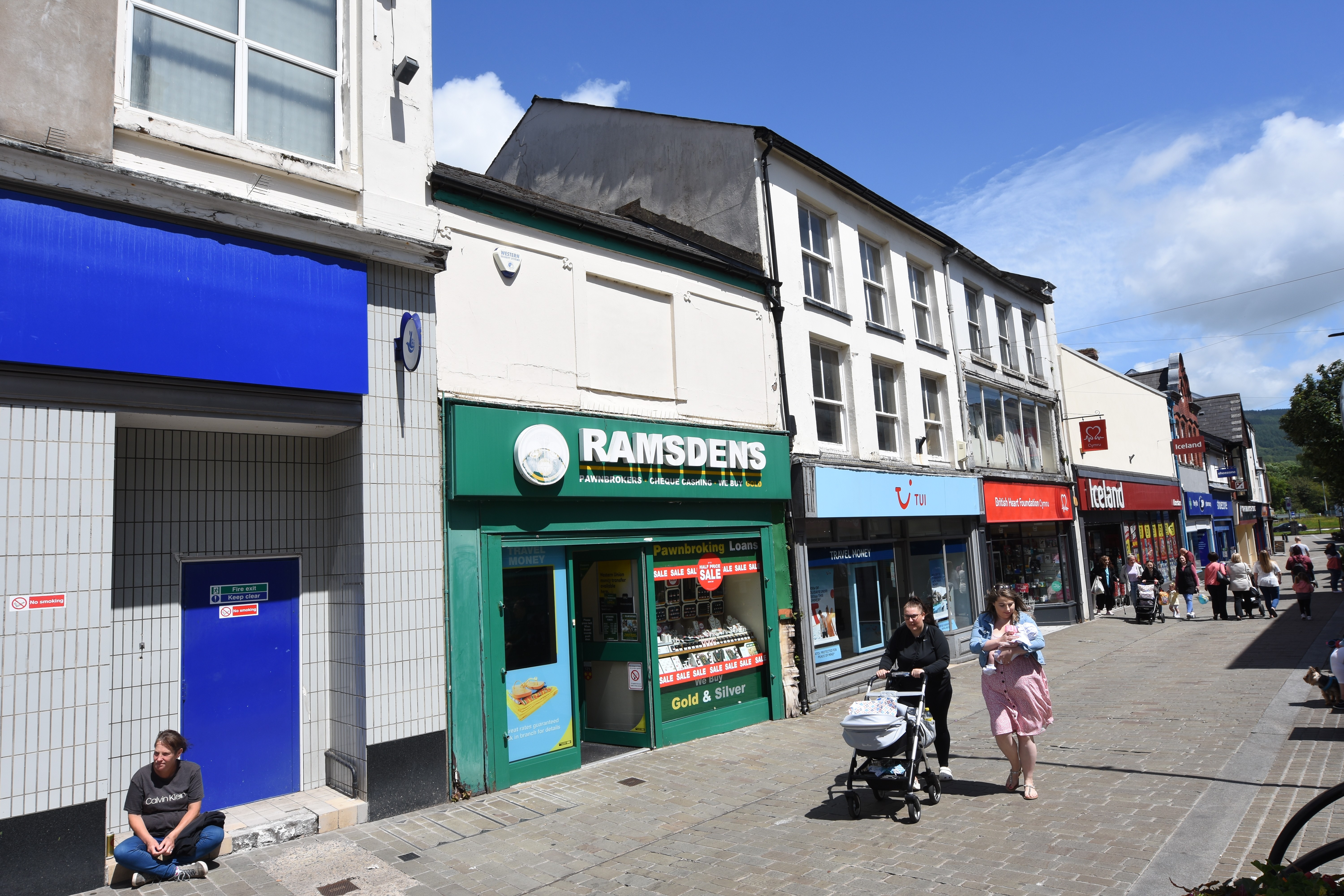 Freehold Shop Investment