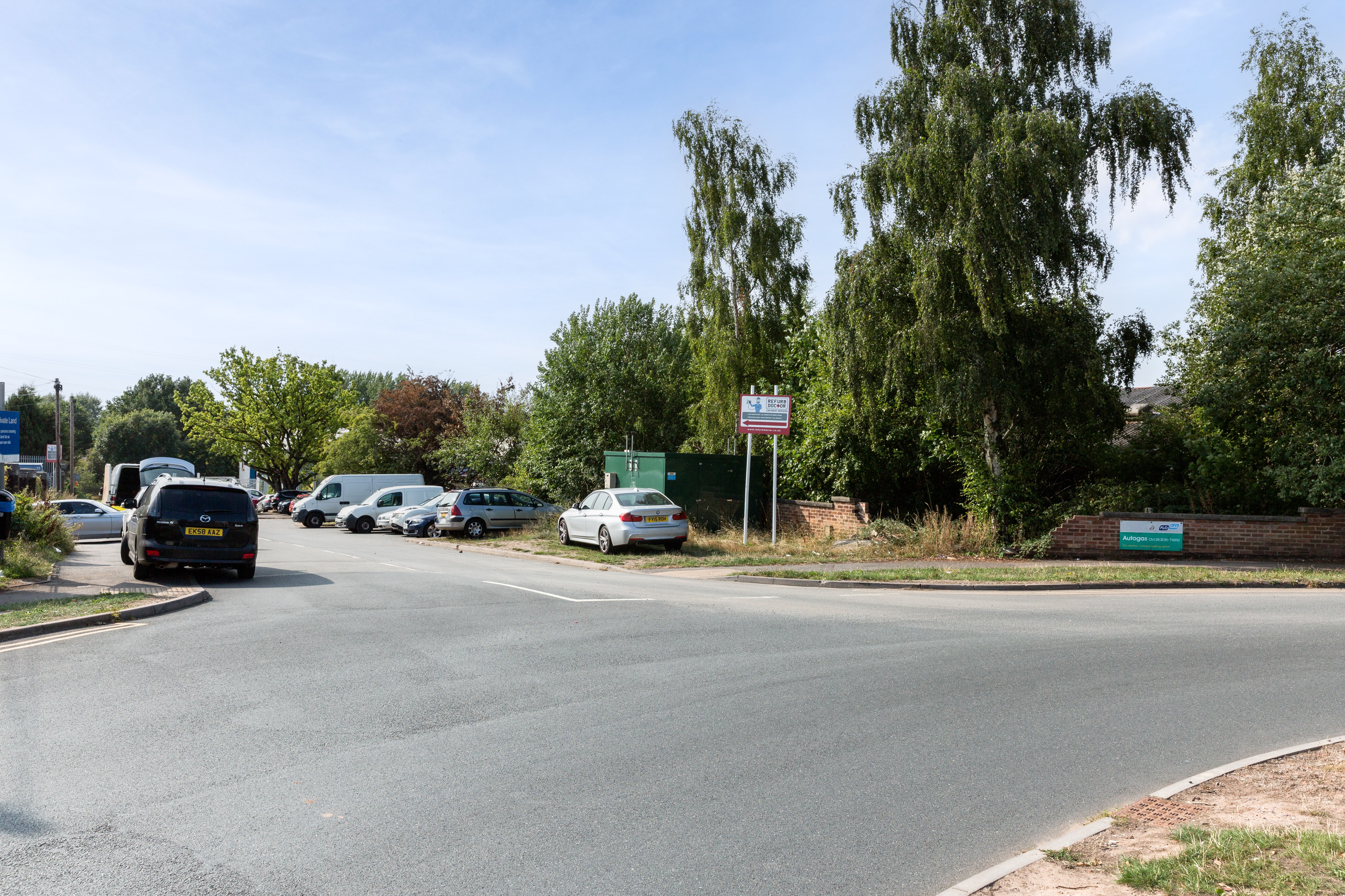 Leasehold Industrial Building and Surrounding Land 