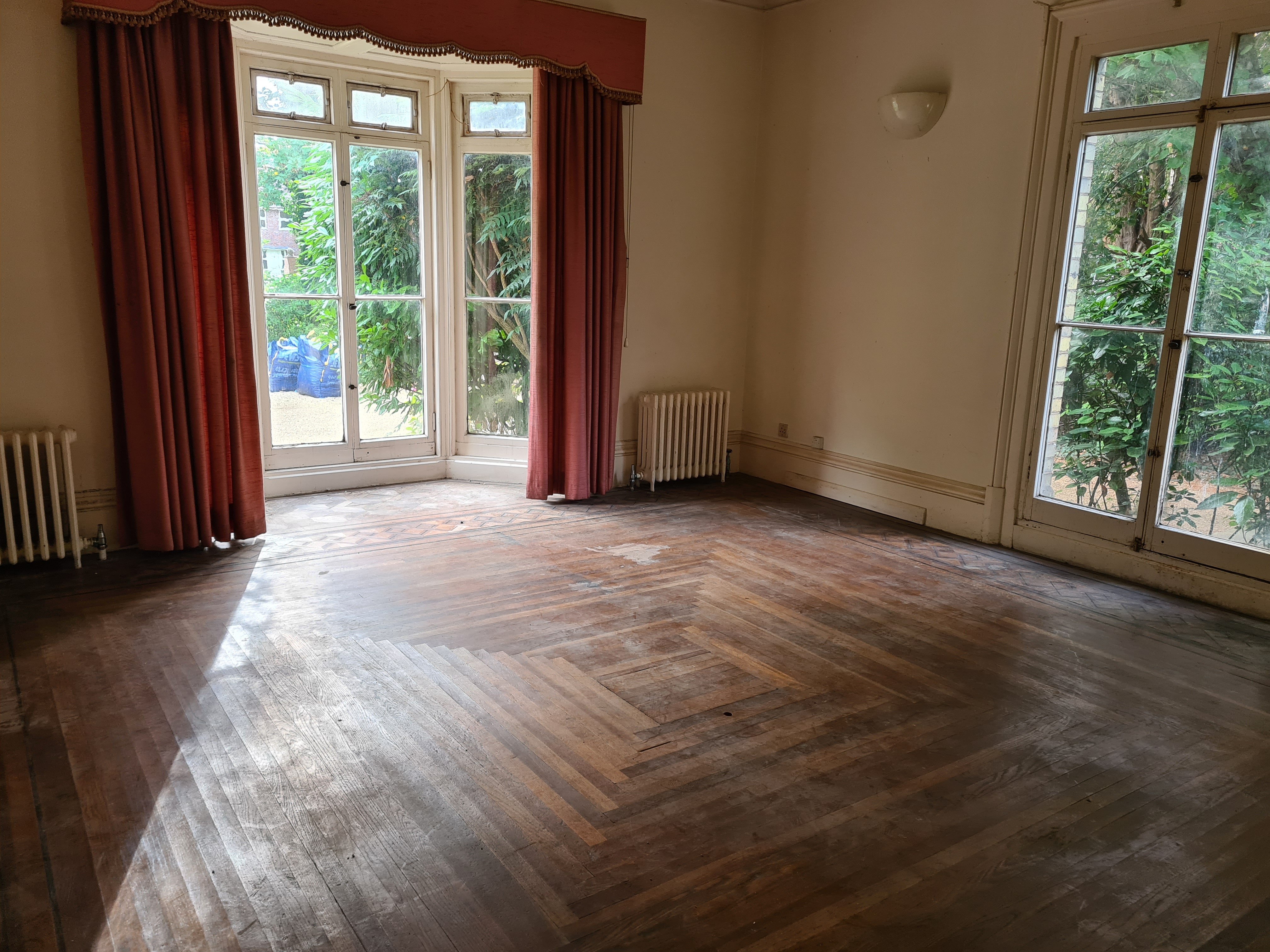 VACANT - Freehold Detached Grade II Listed Building