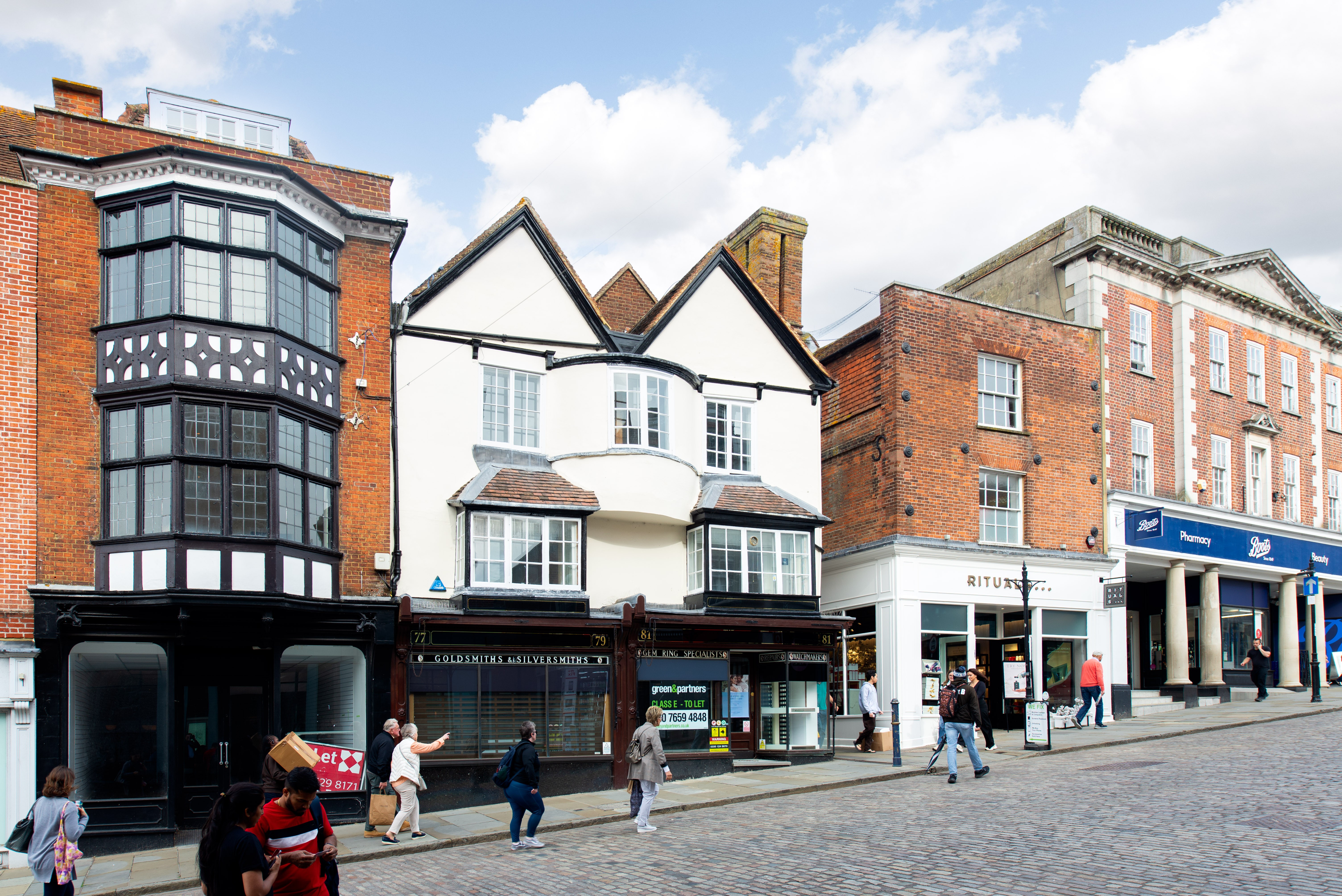 Freehold Grade II Listed Shop, Self-Contained Offices & Kiosk, Predominantly Vacant
