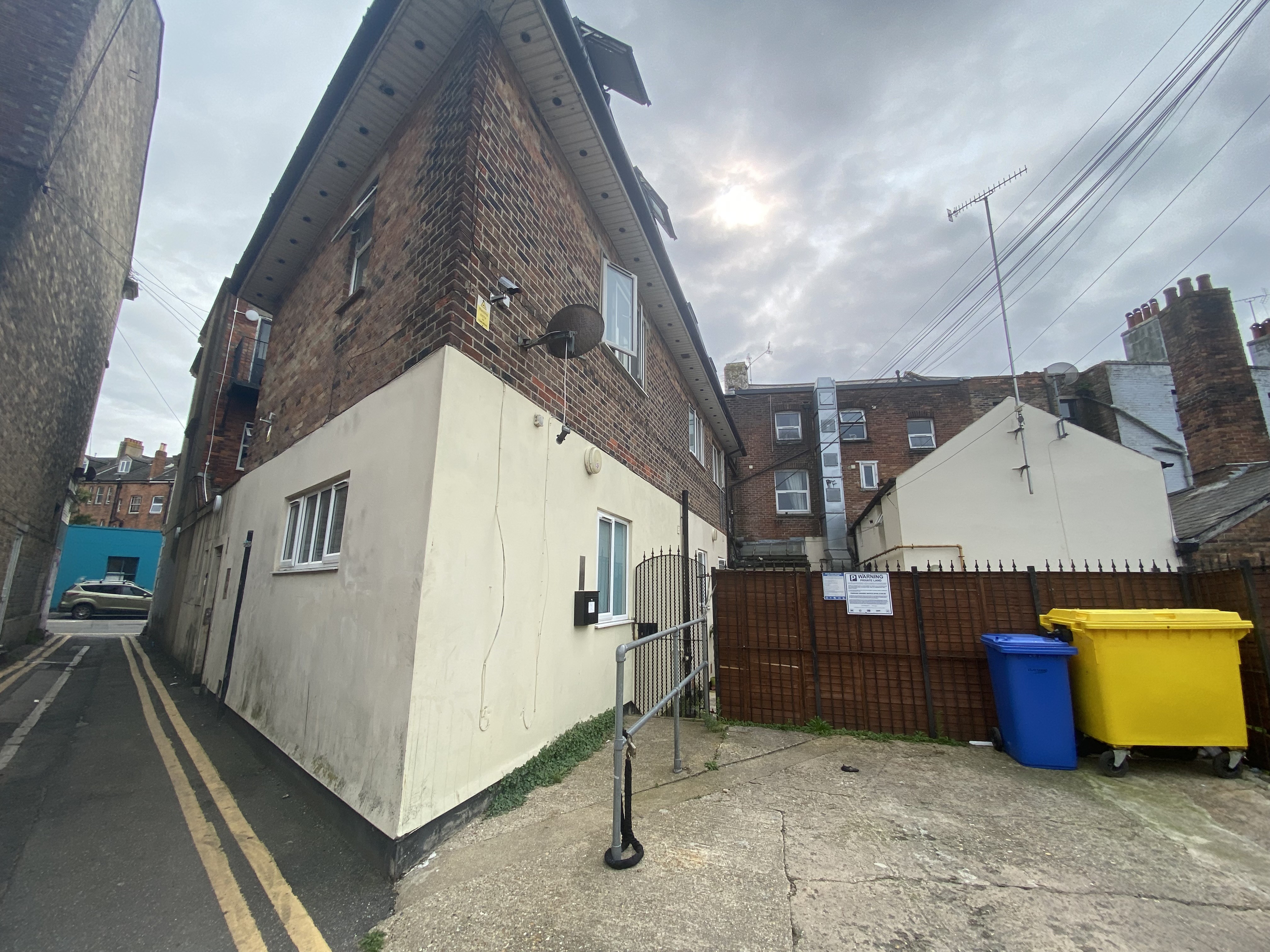 INVESTMENT - Freehold Corner Building