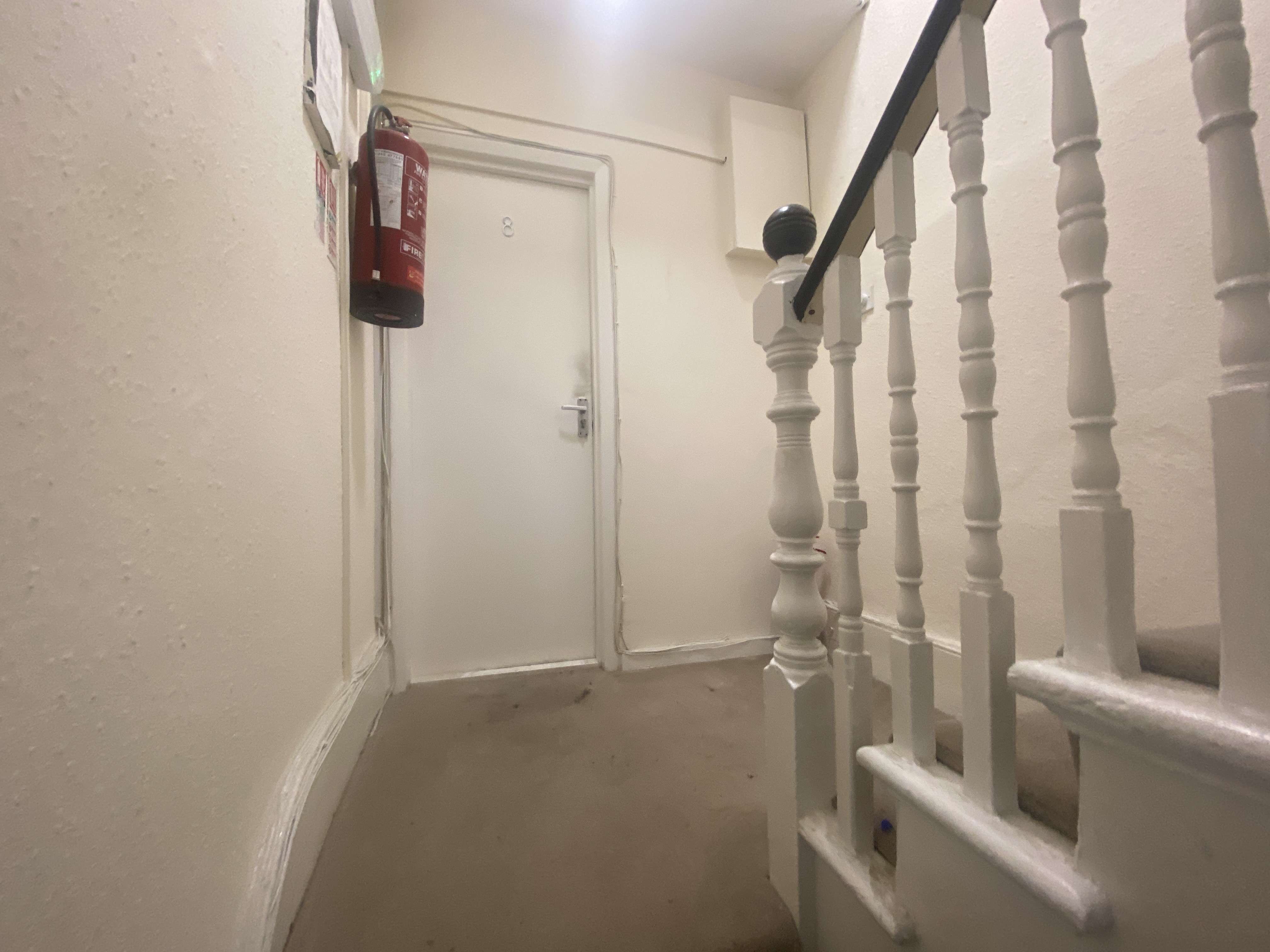 INVESTMENT - Freehold Mid Terrace Building