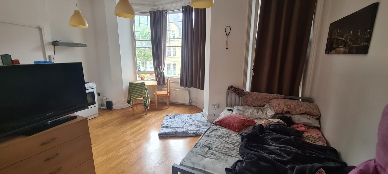 INVESTMENT - Freehold Mid Terrace Building