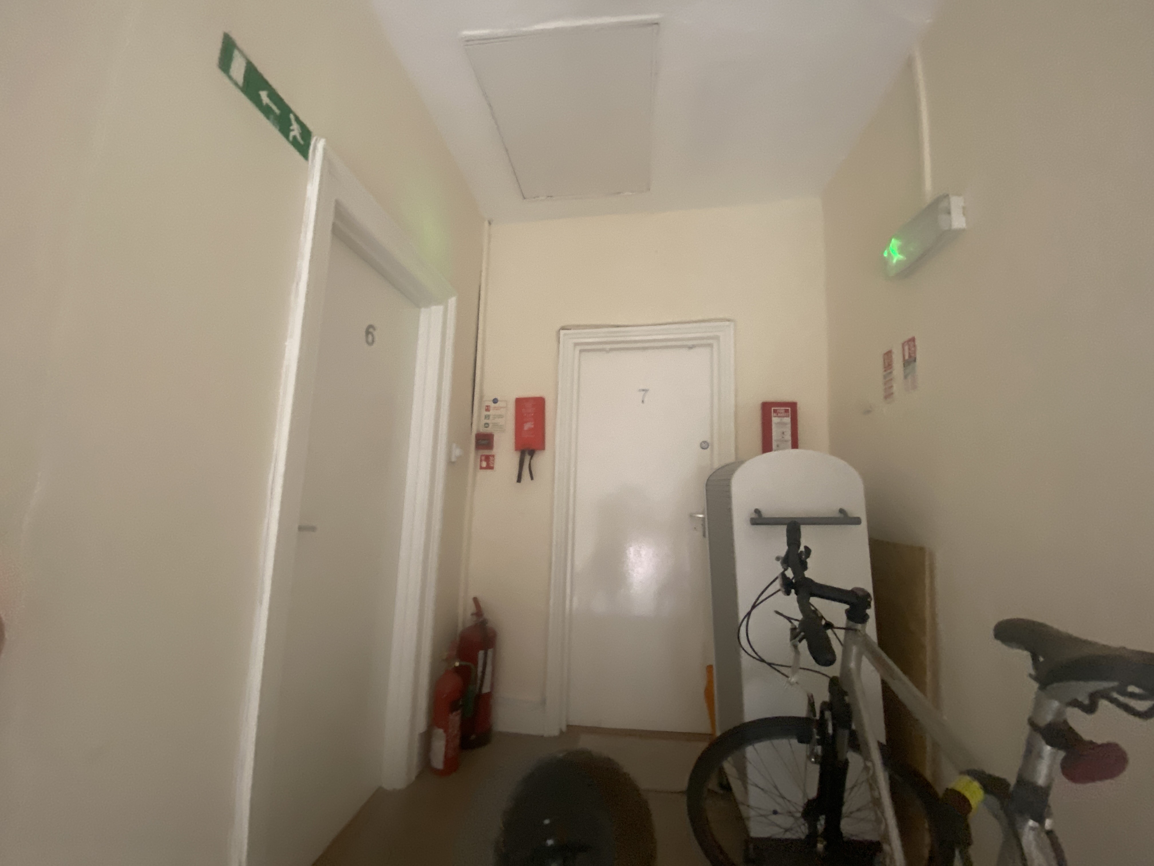 INVESTMENT - Freehold Mid Terrace Building