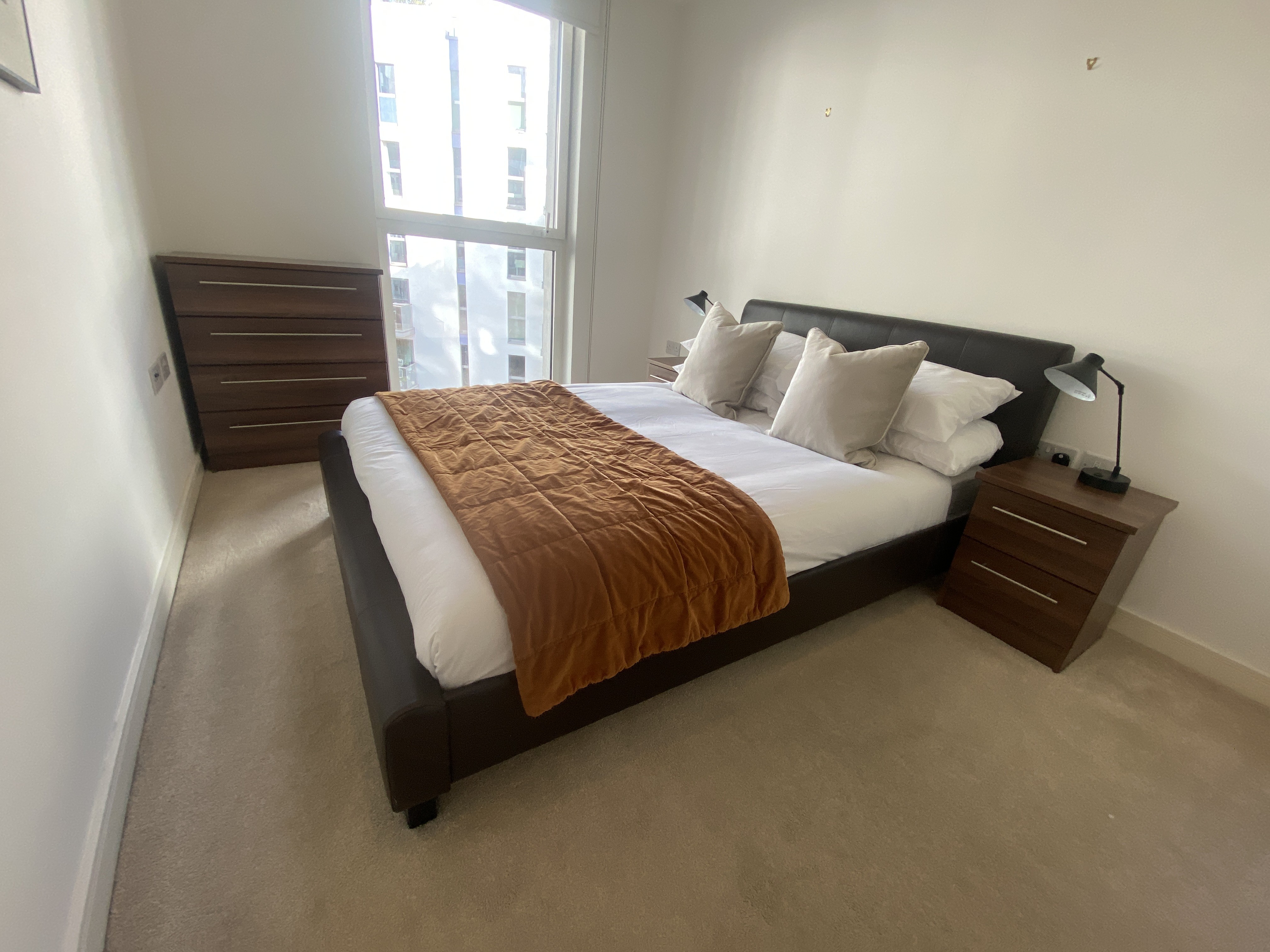 VACANT - Long Leasehold Self Contained Fourth Floor Flat in a Berkeley Homes Development