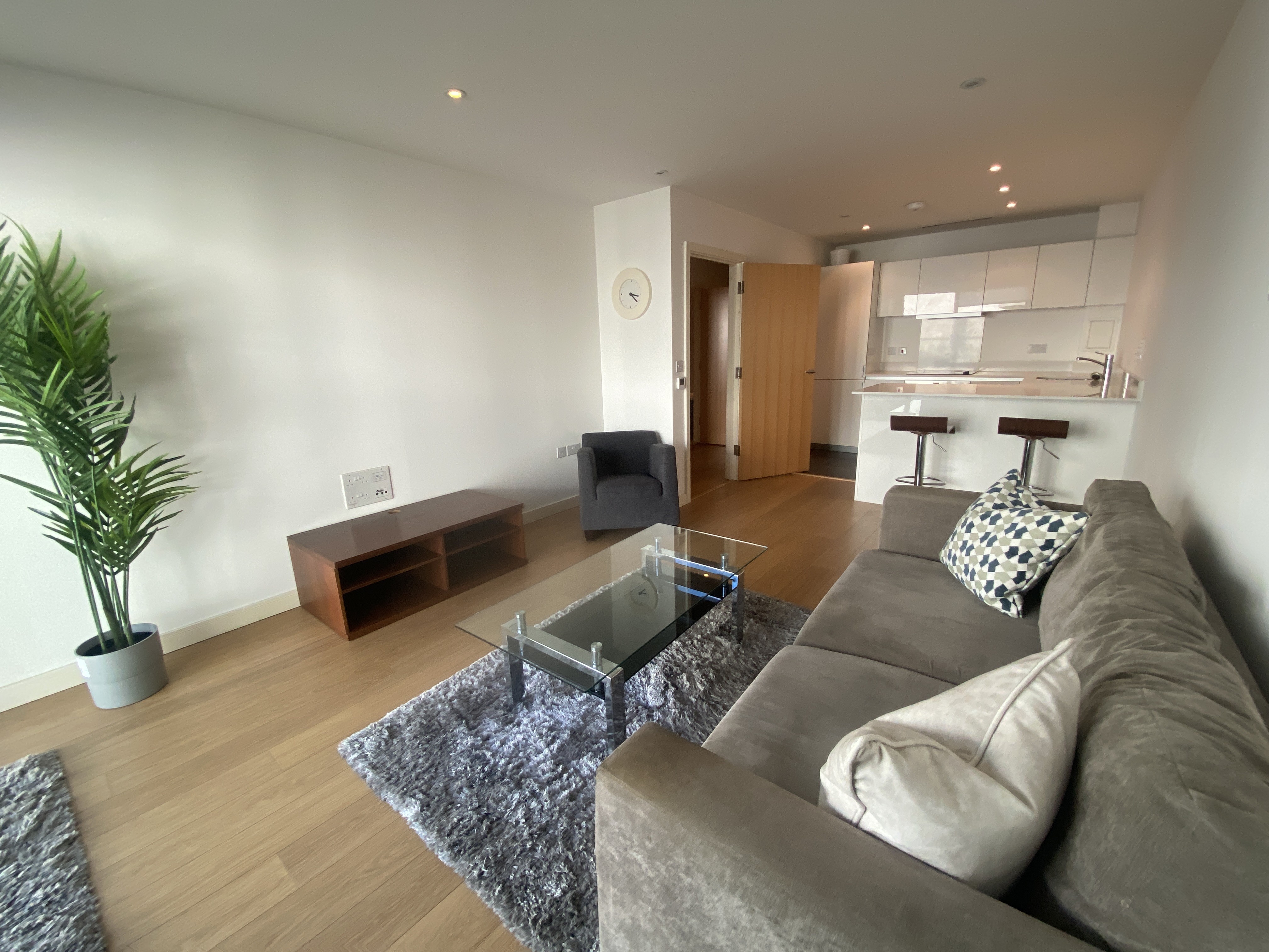 VACANT - Long Leasehold Self Contained Fourth Floor Flat in a Berkeley Homes Development