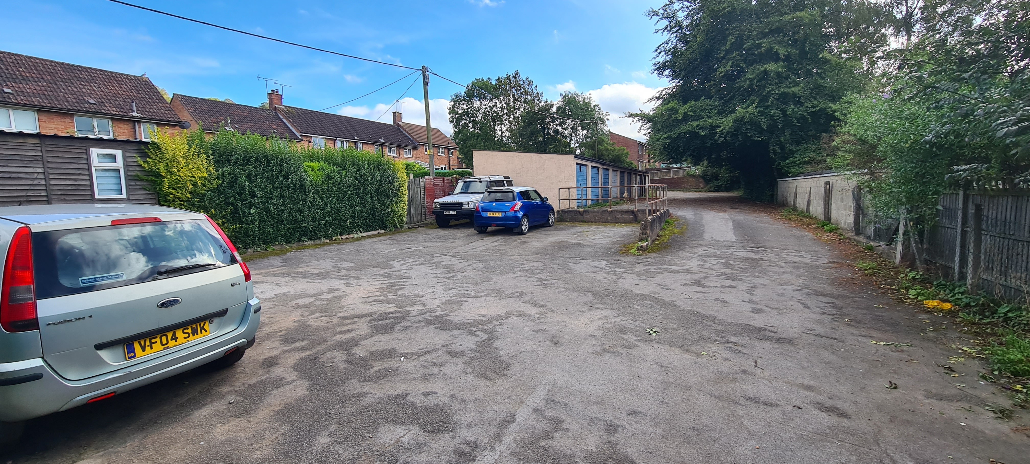 VACANT - Freehold Garage Site